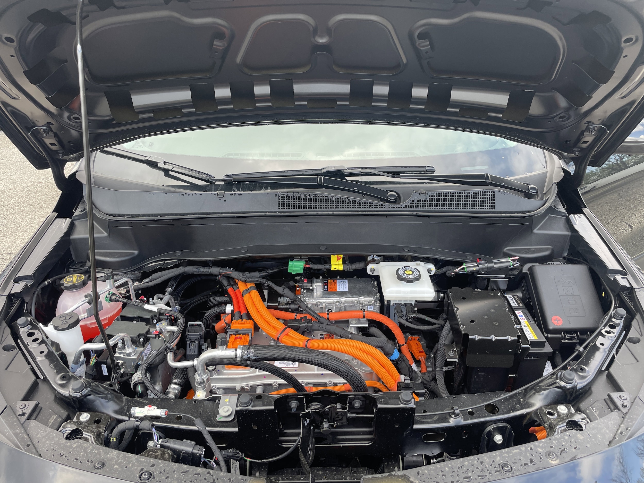 2027 Chevrolet Bolt RS - Photo 9