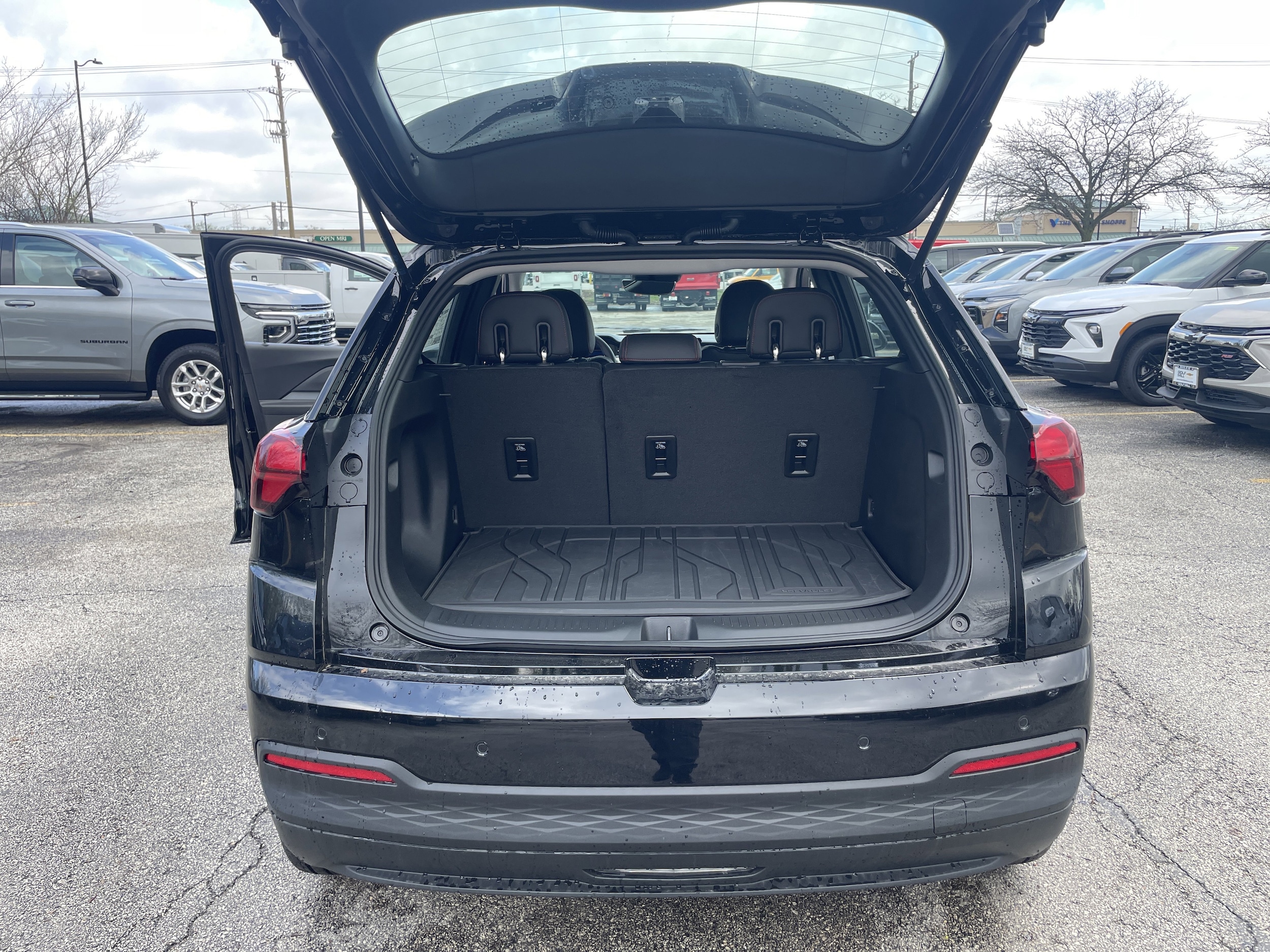 2027 Chevrolet Bolt RS - Photo 10