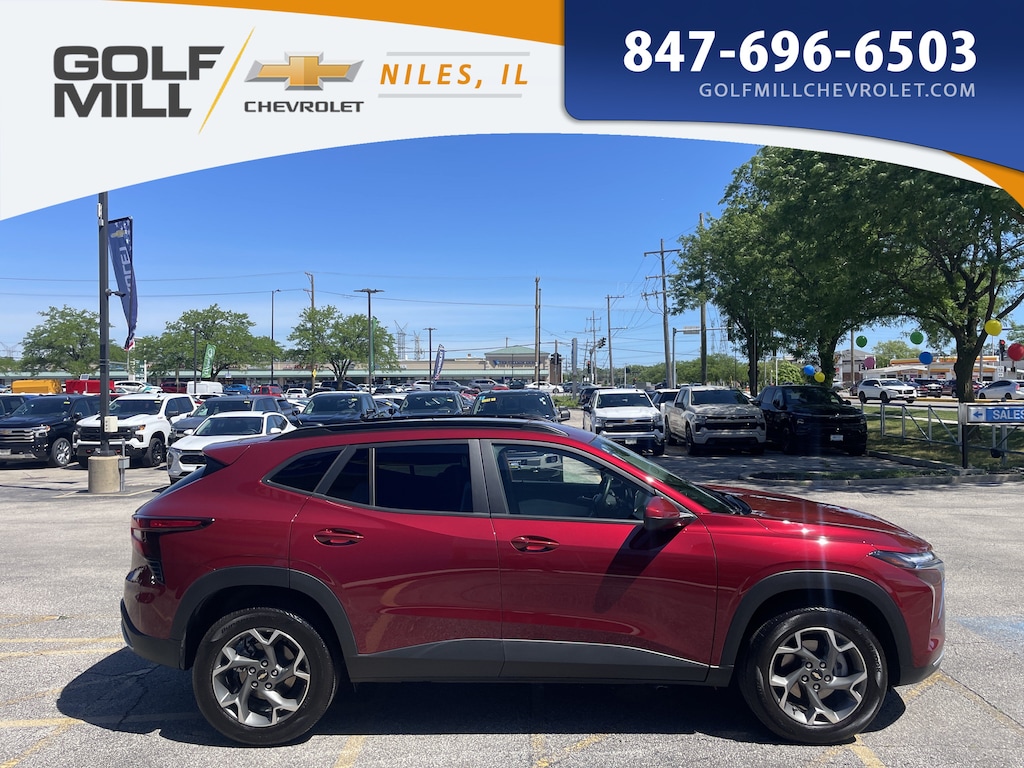 Used 2025 Chevrolet Trax LT SUV