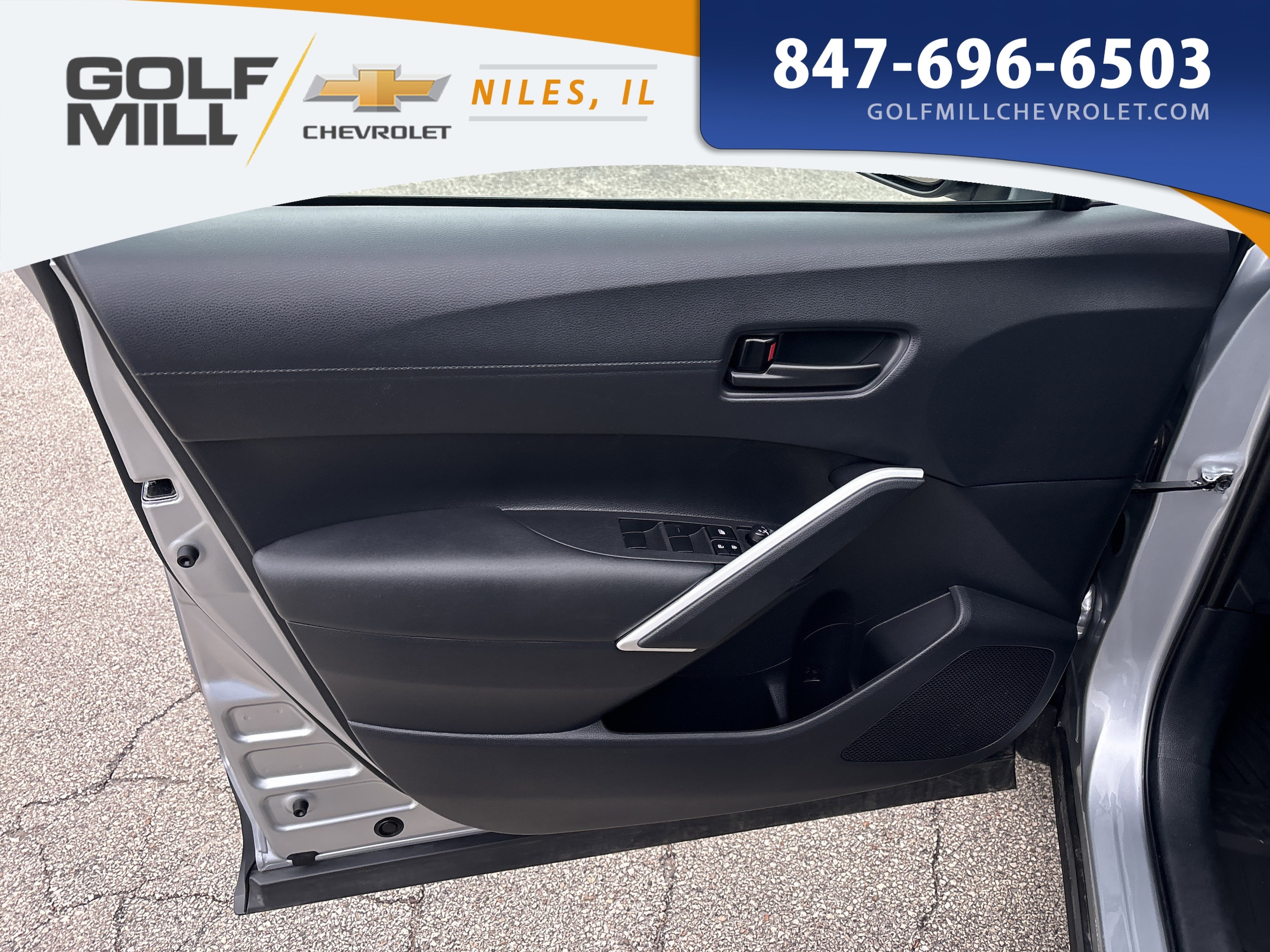 2025 TOYOTA COROLLA CROSS - Image 13