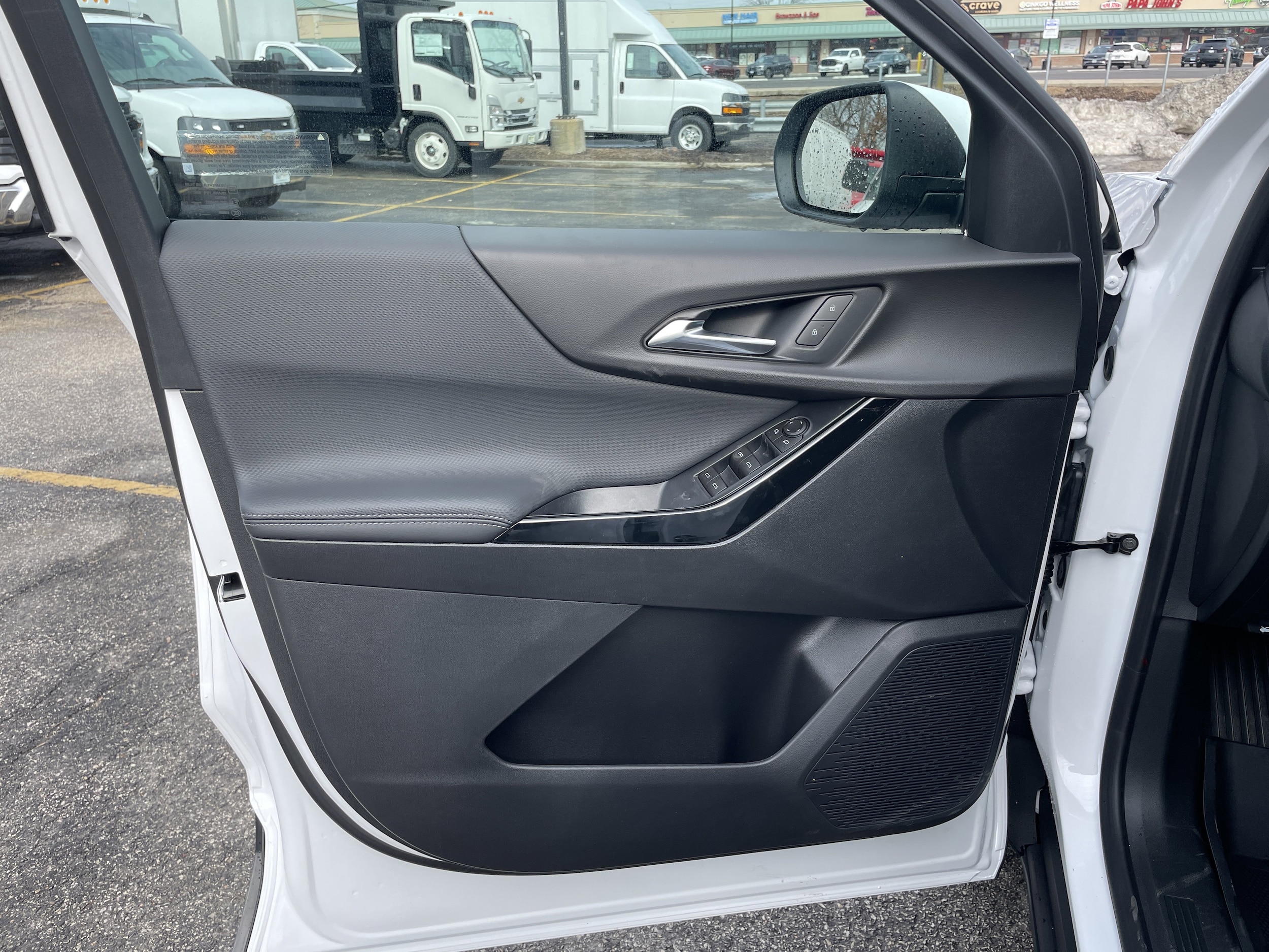 2026 Chevrolet Equinox LT - Photo 11