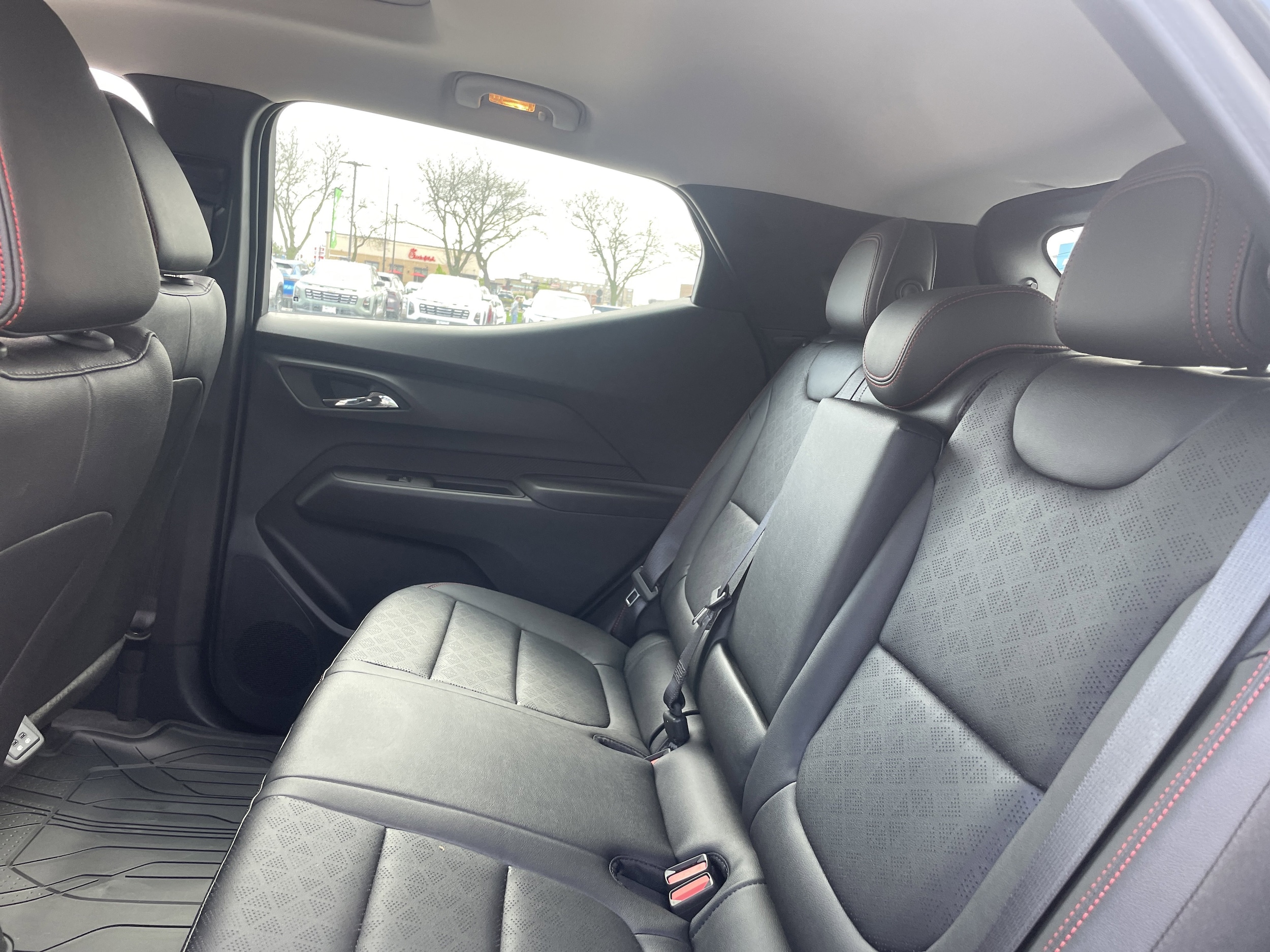 2027 Chevrolet Bolt RS - Photo 26