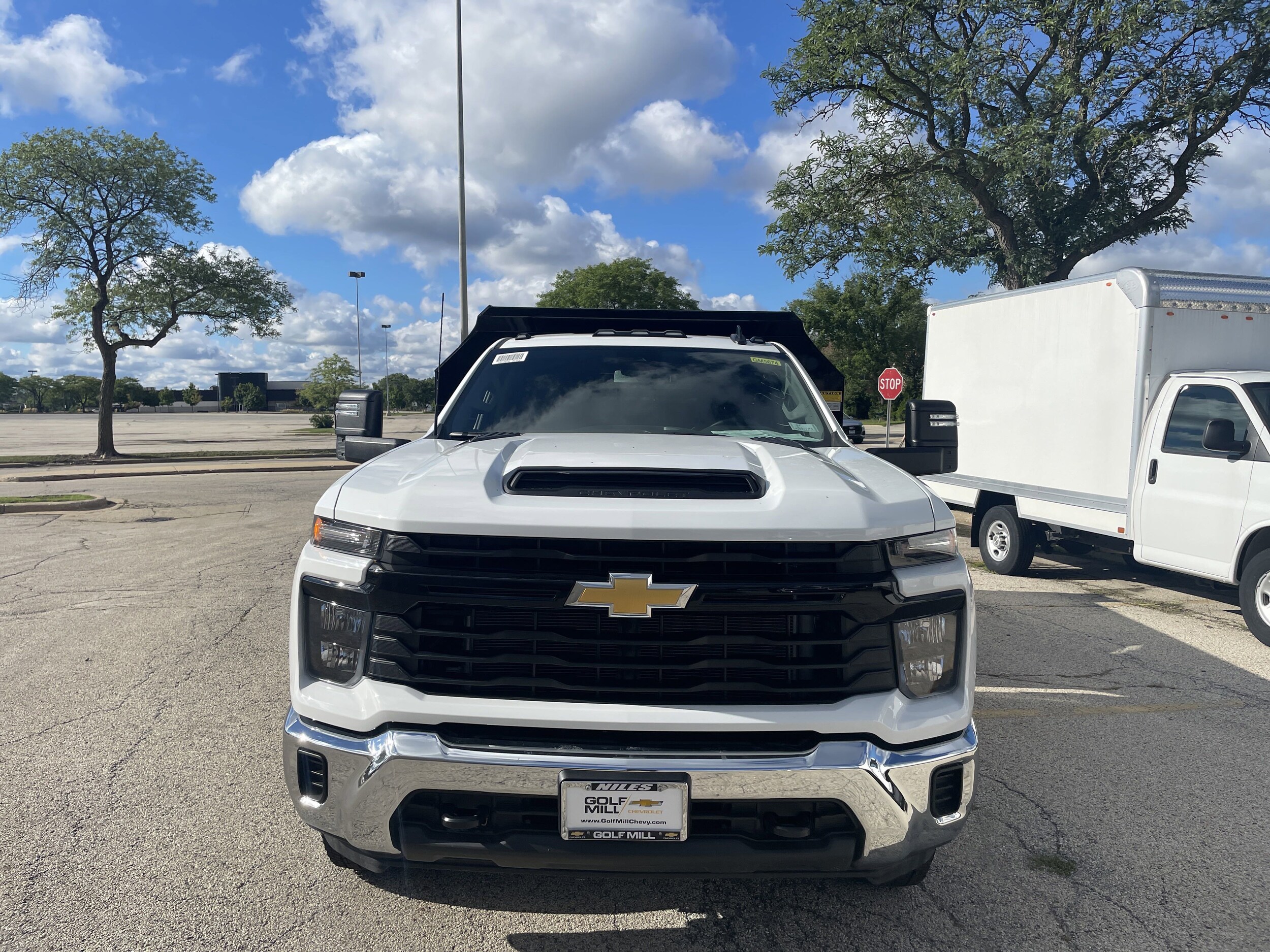 2025 Chevrolet Silverado 3500HD Work Truck photo 3