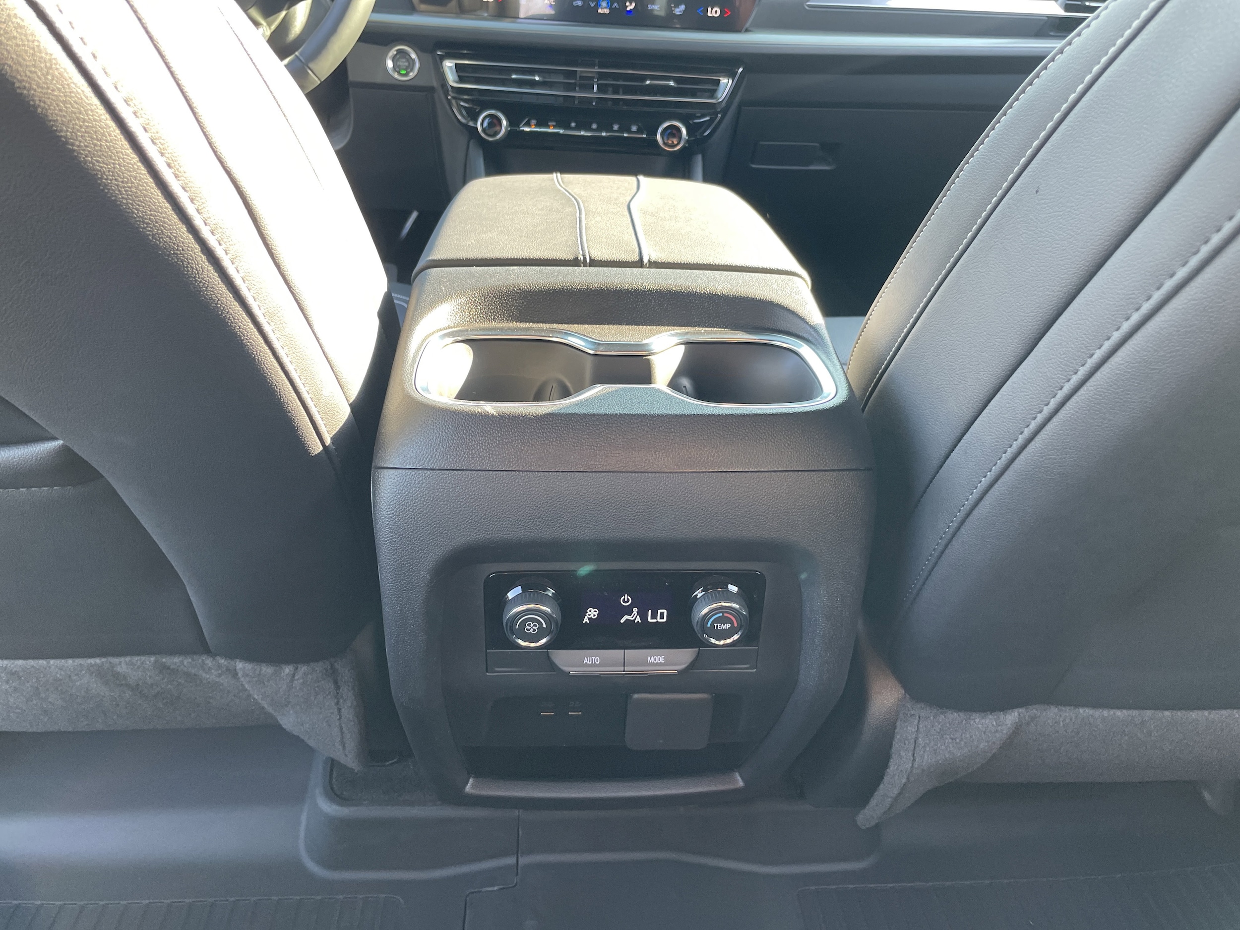2026 Chevrolet Traverse LT - Photo 27