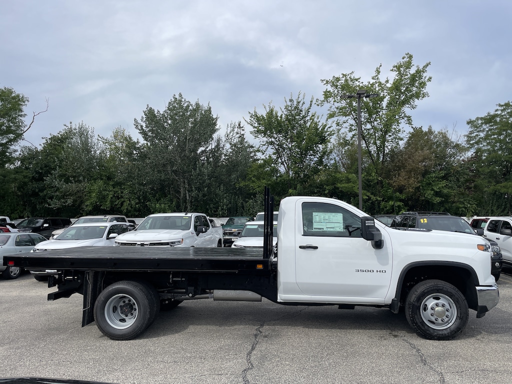 New 2026 Chevrolet Silverado 3500 HD Chassis Cab Work Truck Truck