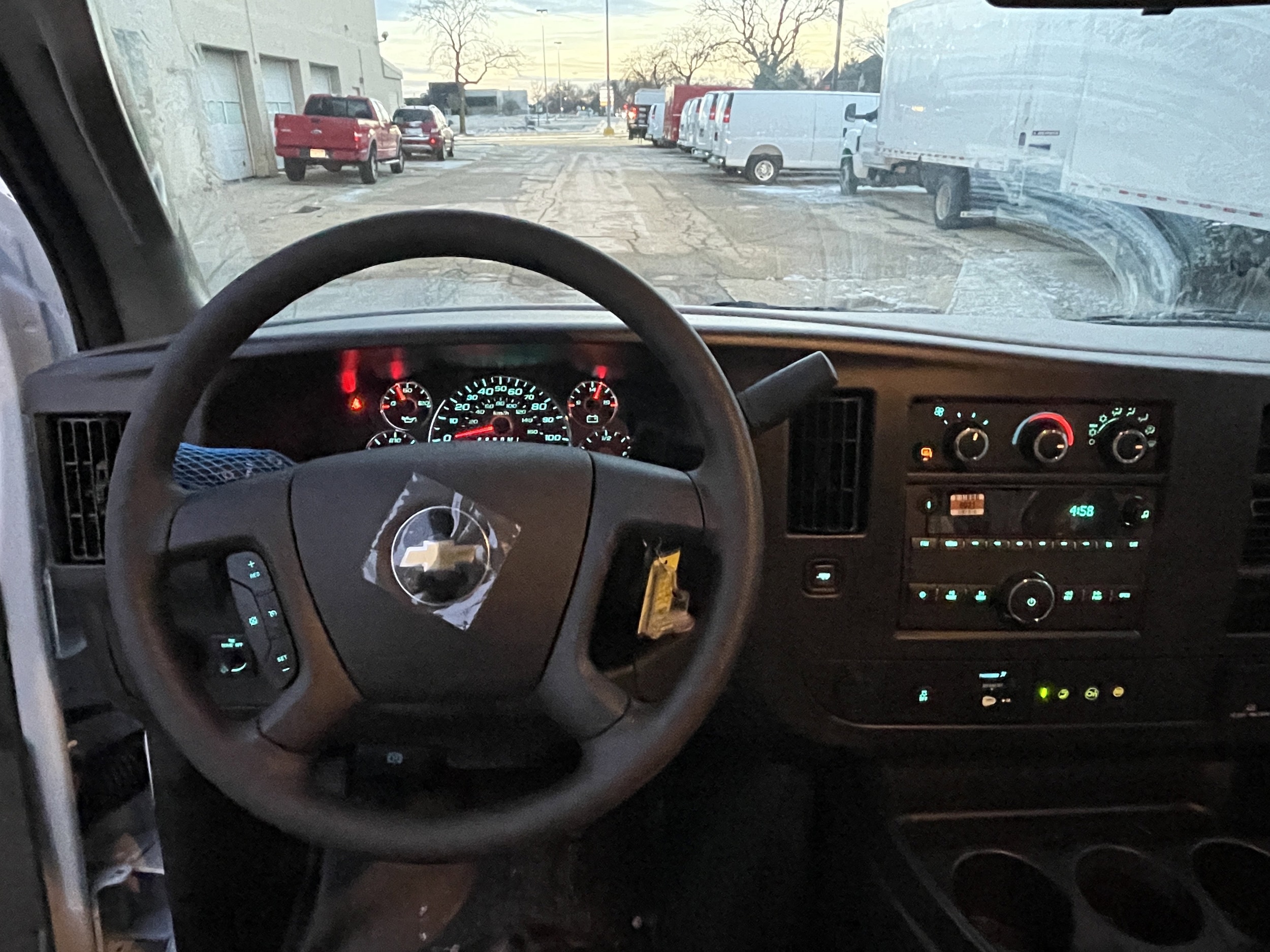 2025 Chevrolet Express Cargo Work Van - Photo 17