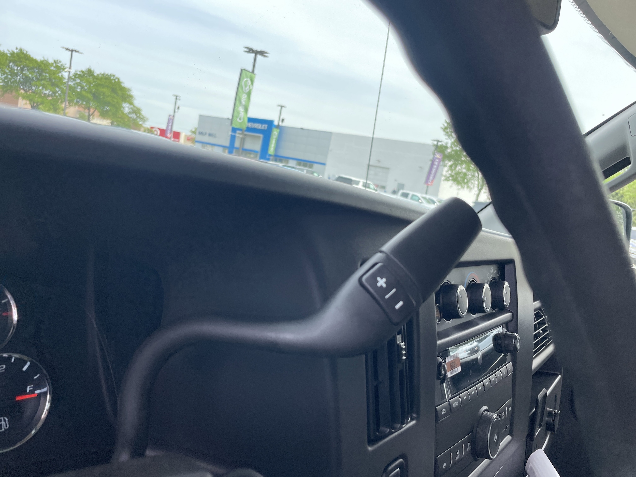 2025 Chevrolet Express Cargo Work Van - Photo 22