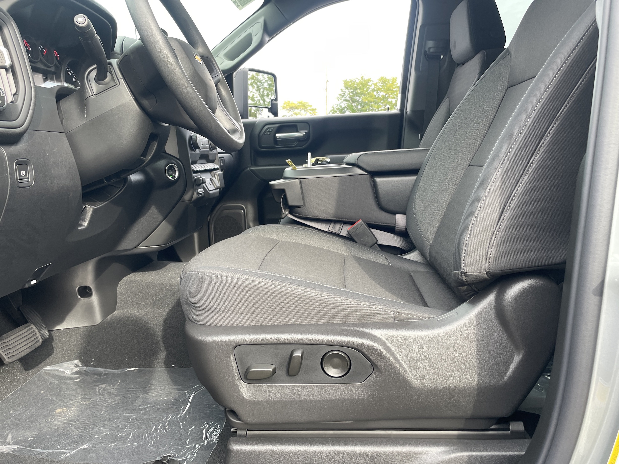 2026 Chevrolet Silverado 2500 HD Custom - Photo 13