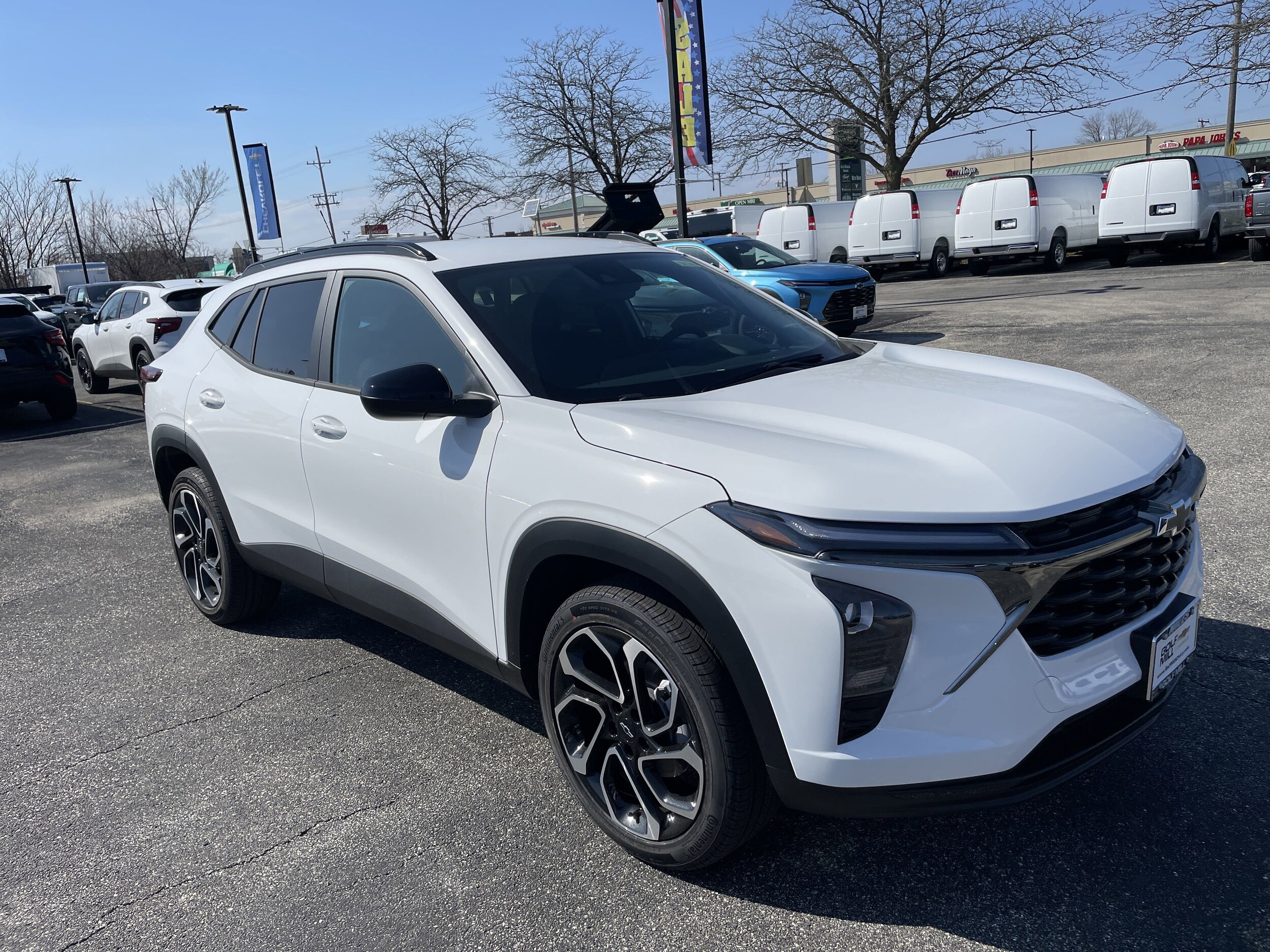 2025 Chevrolet Trax photo 3