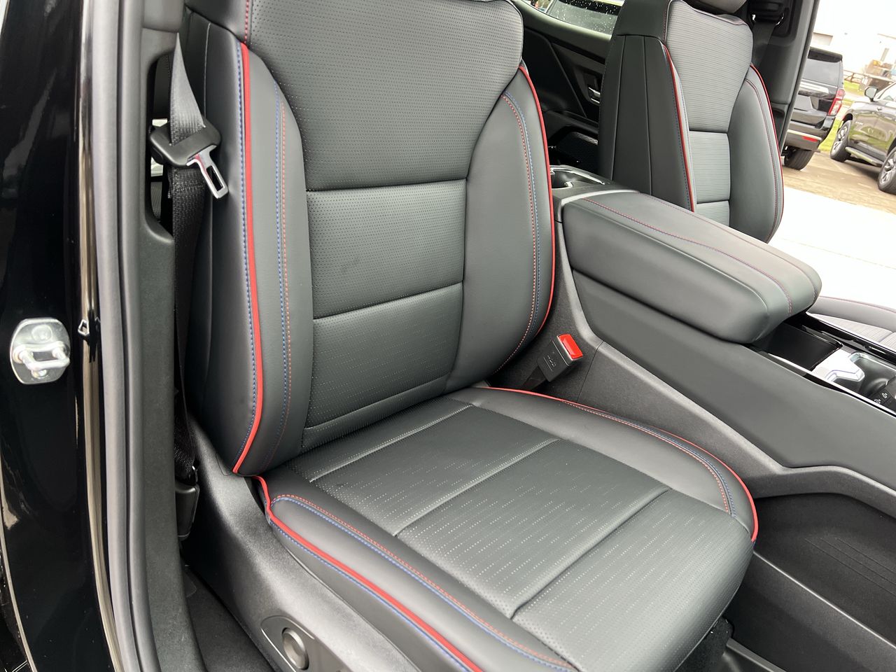 2025 Chevrolet Silverado EV RST - Photo 63