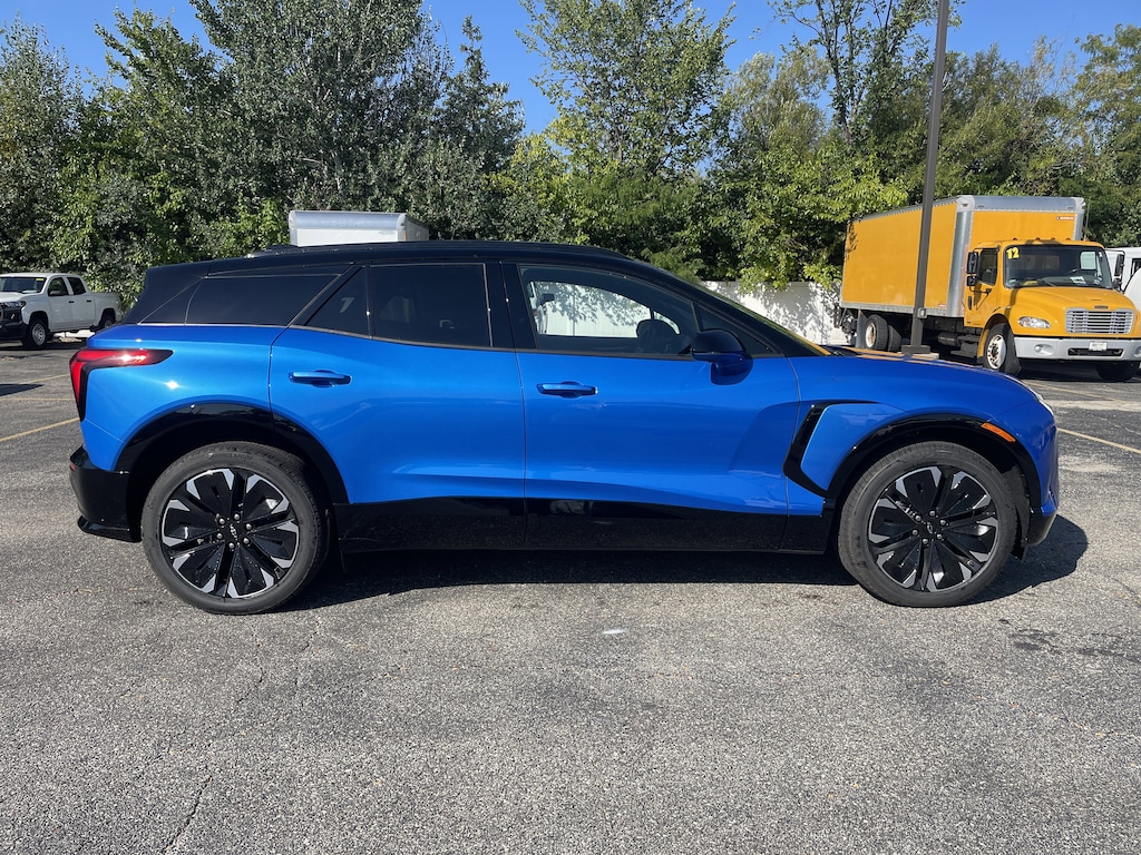 New 2026 Chevrolet Blazer EV RS SUV