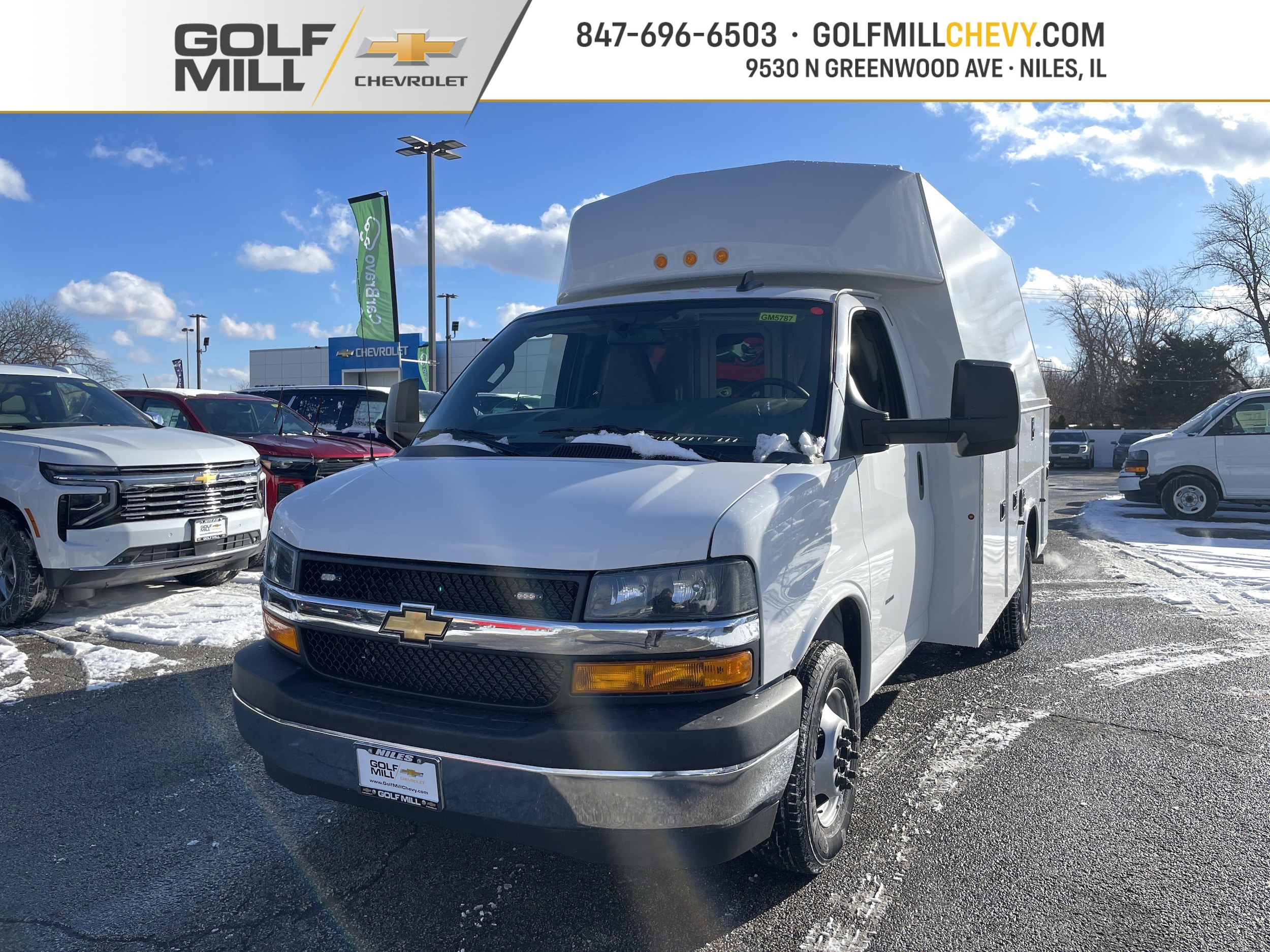 2025 Chevrolet Express 3500 139" WB's photo