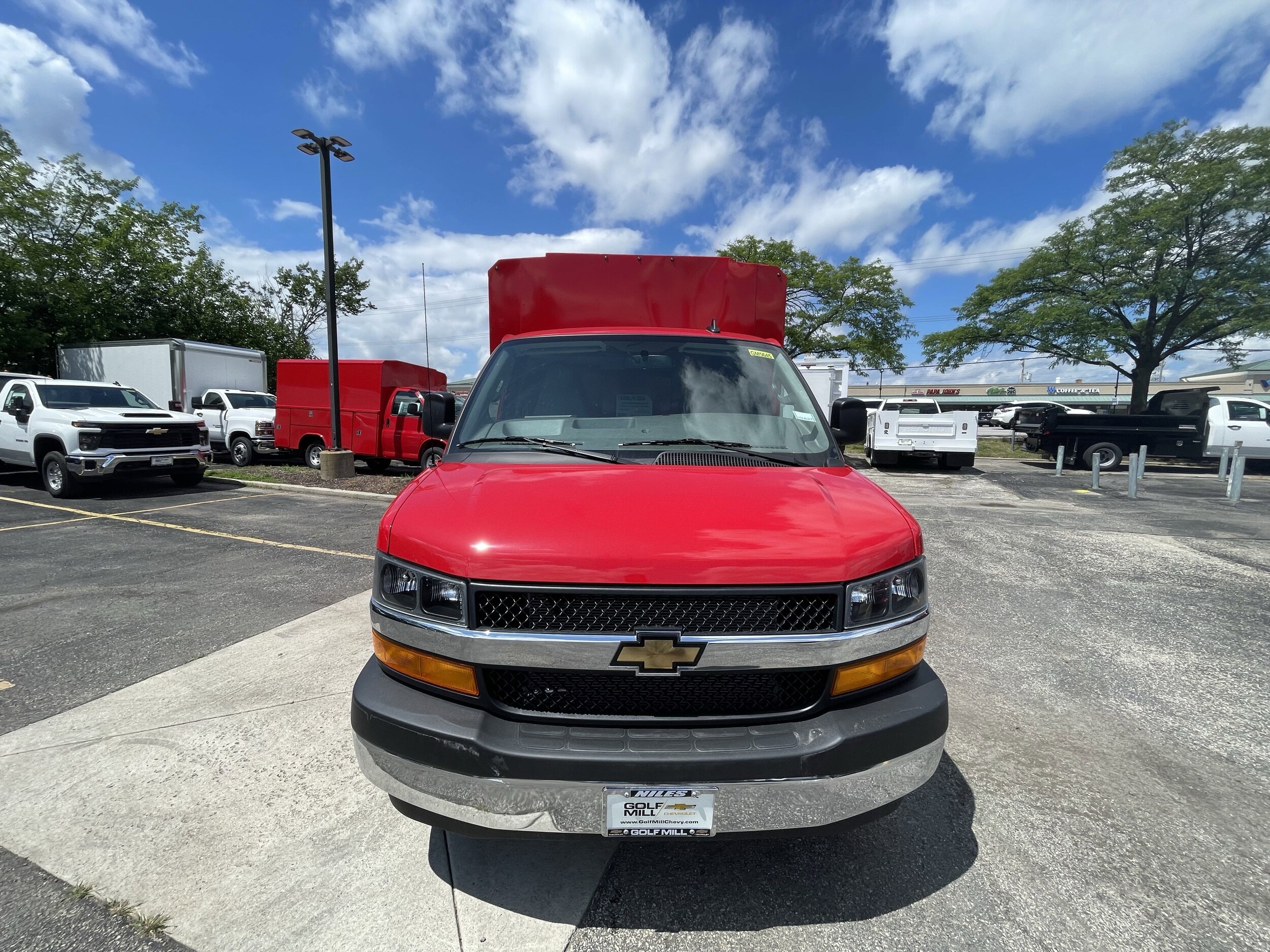 2025 Chevrolet Express 3500 Cutaway Van photo 2