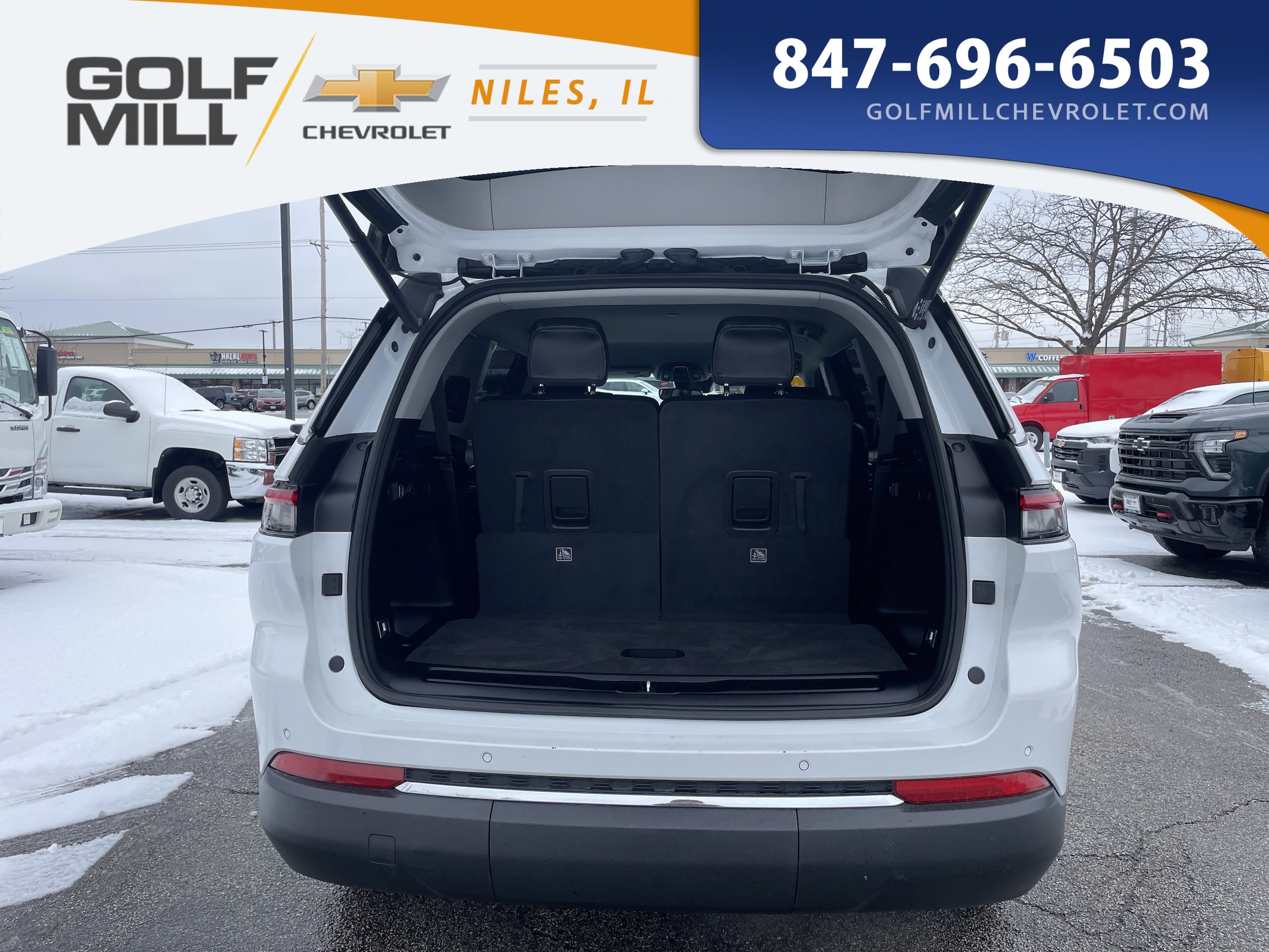 2023 JEEP GRAND CHEROKEE L - Image 12