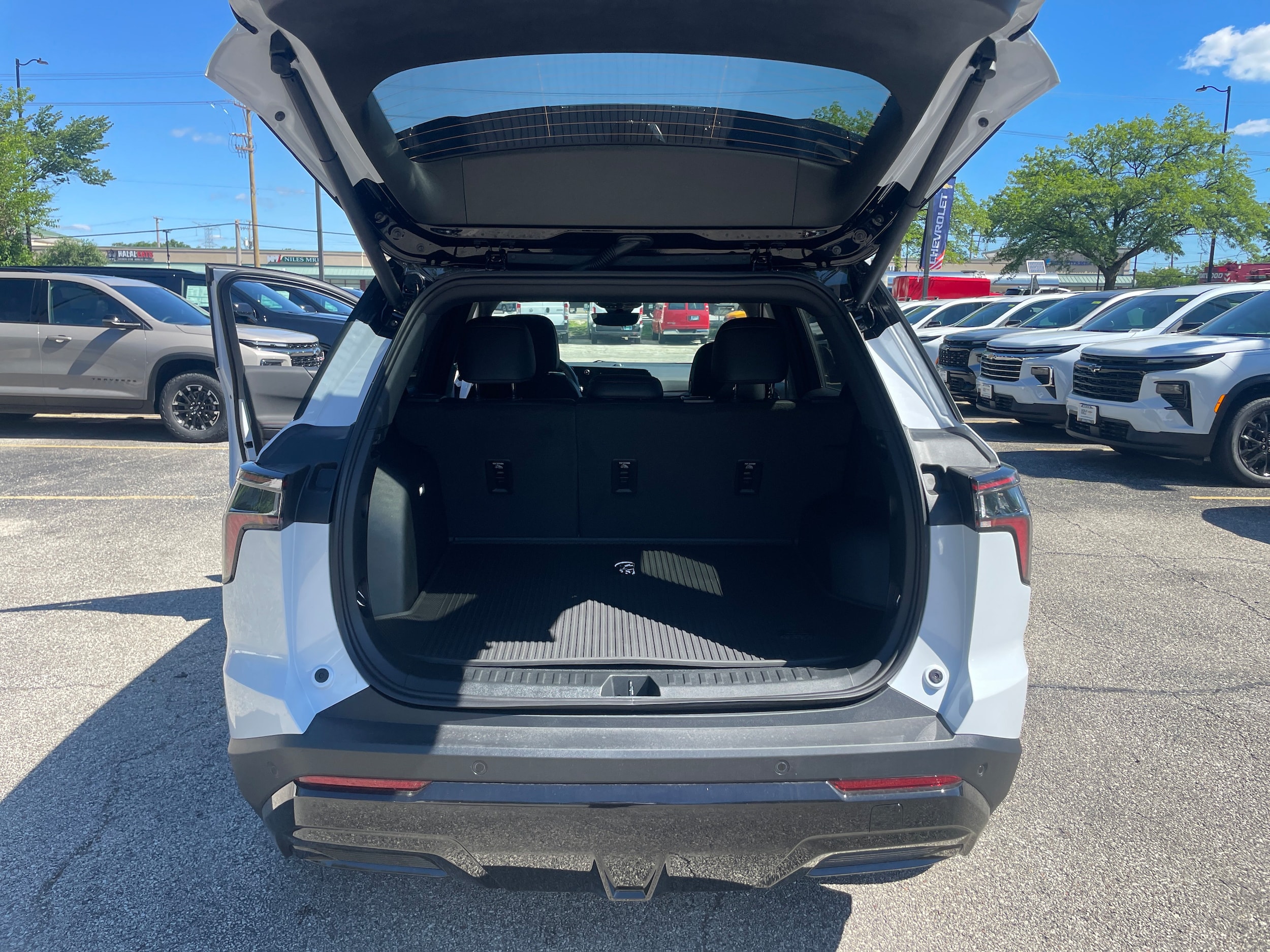 2026 Chevrolet Equinox RS - Photo 10