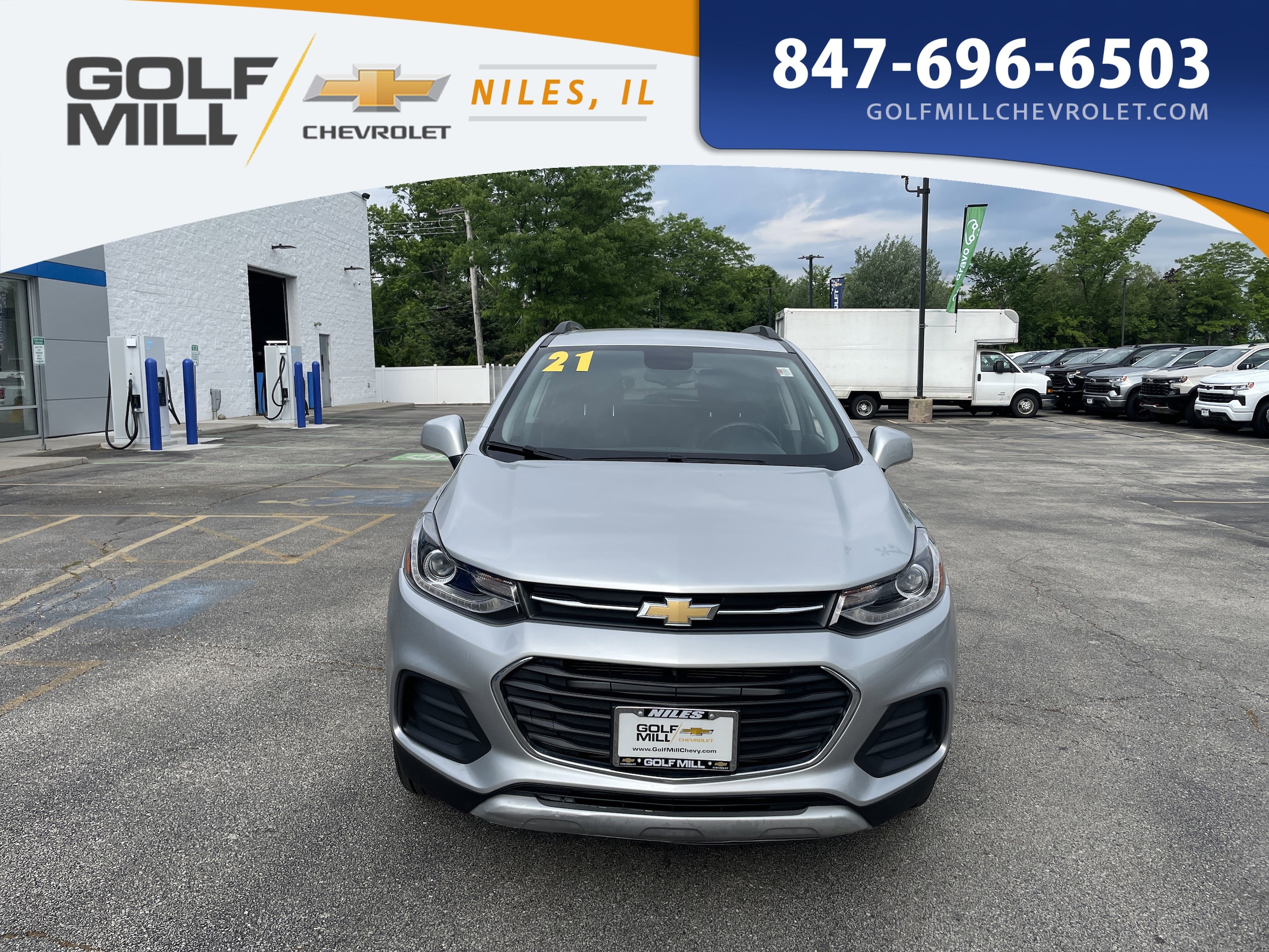 Used 2021 Chevrolet Trax LT with VIN KL7CJPSM9MB366212 for sale in Niles, IL