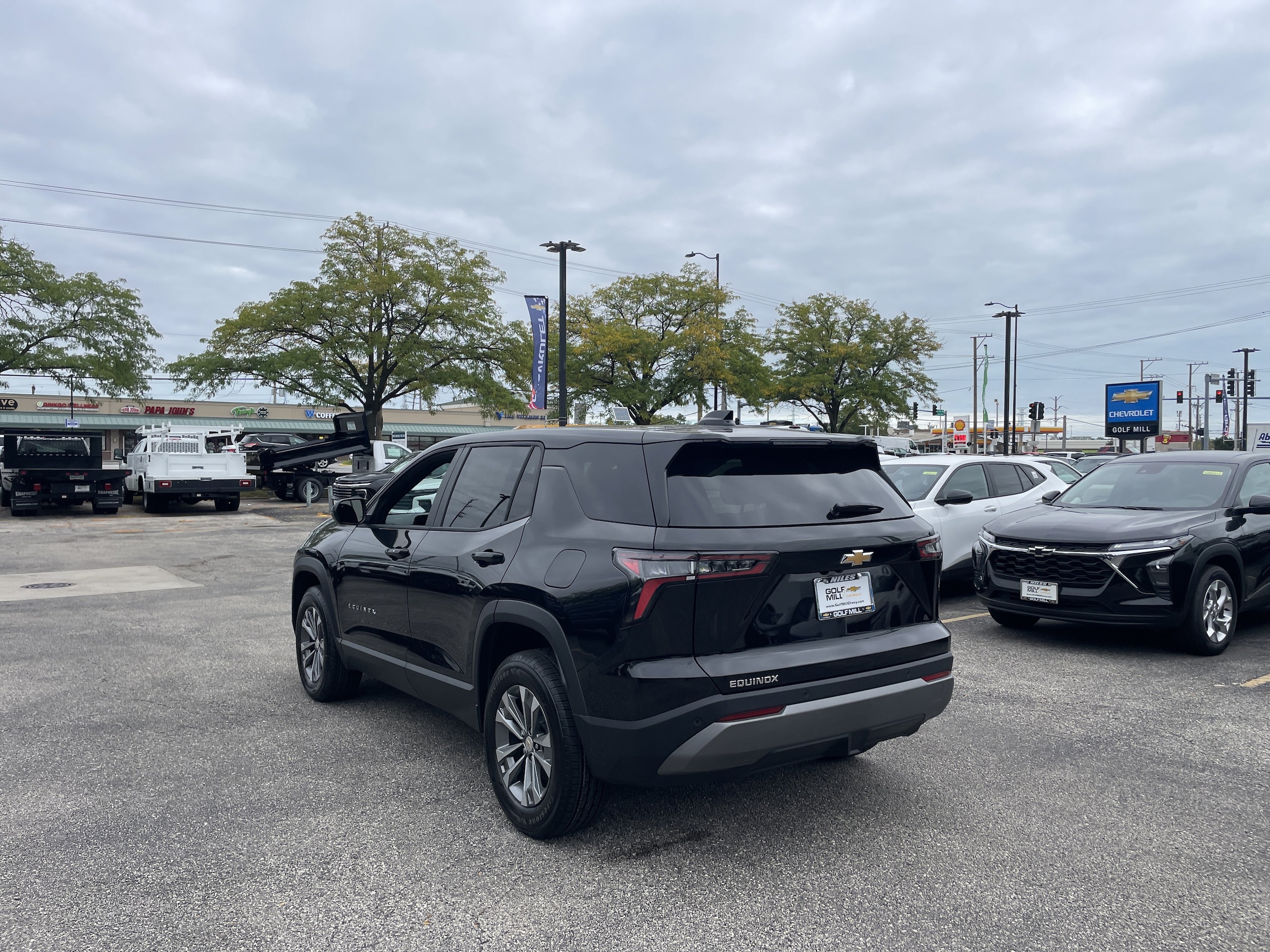 2027 Chevrolet Equinox LT - Photo 7