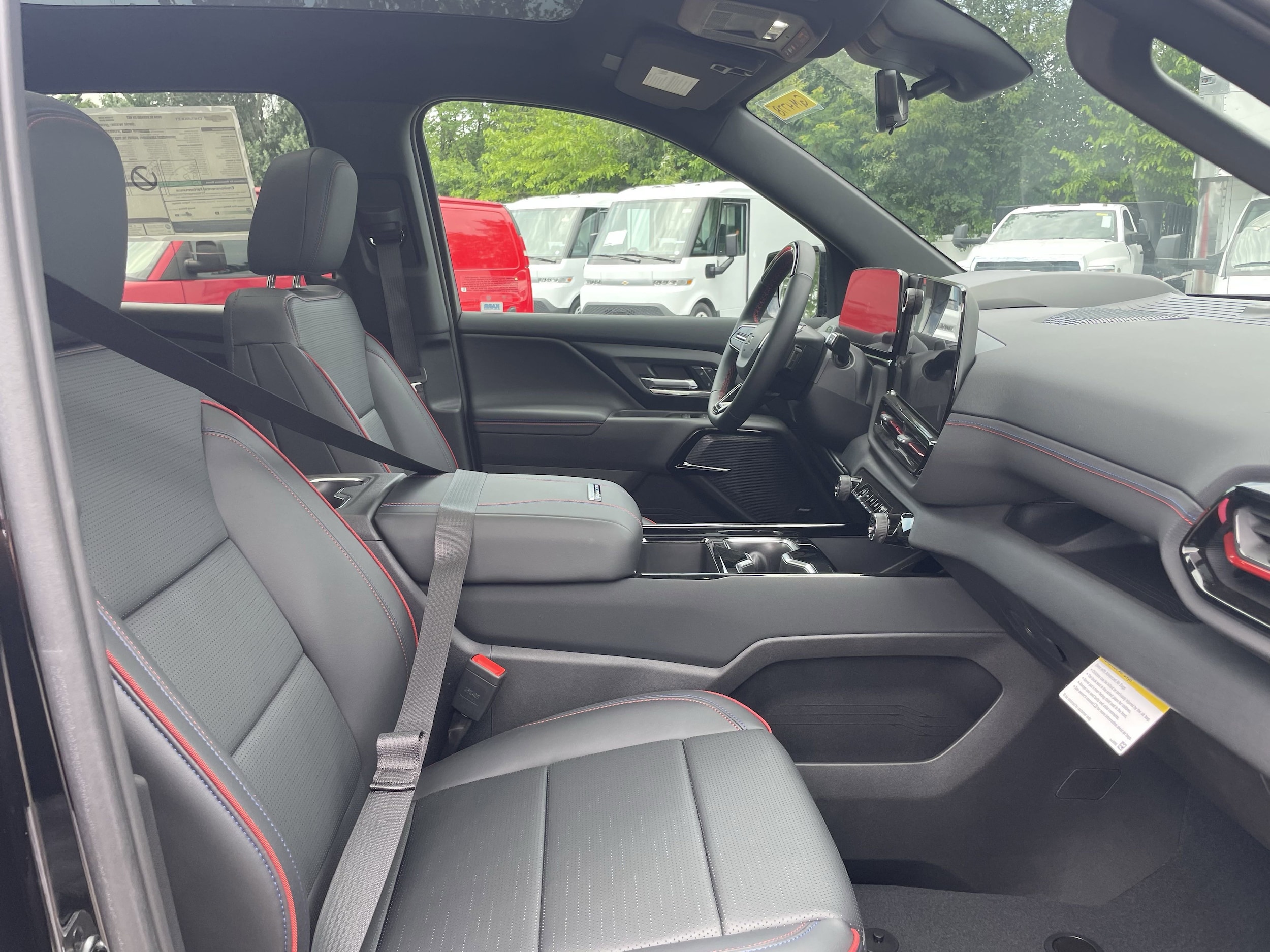 2025 Chevrolet Silverado EV RST - Photo 32