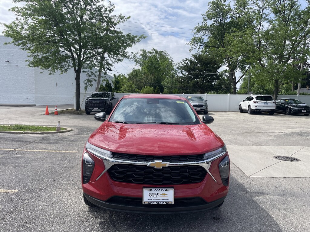 New 2026 Chevrolet Trax LS SUV