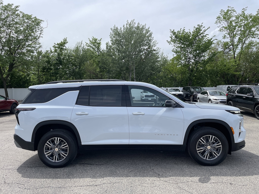New 2026 Chevrolet Traverse LT SUV