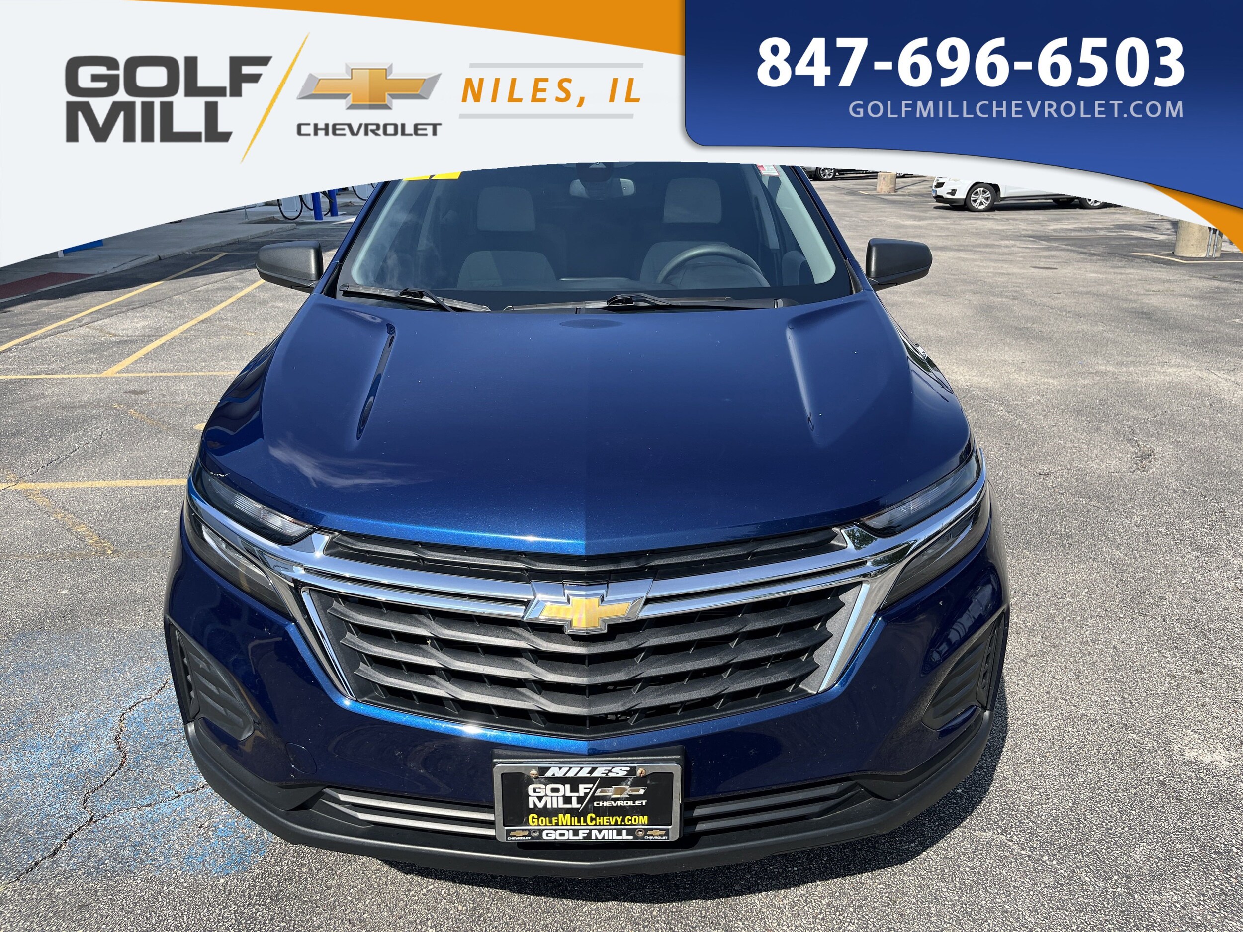 2022 Chevrolet Equinox LS photo 2