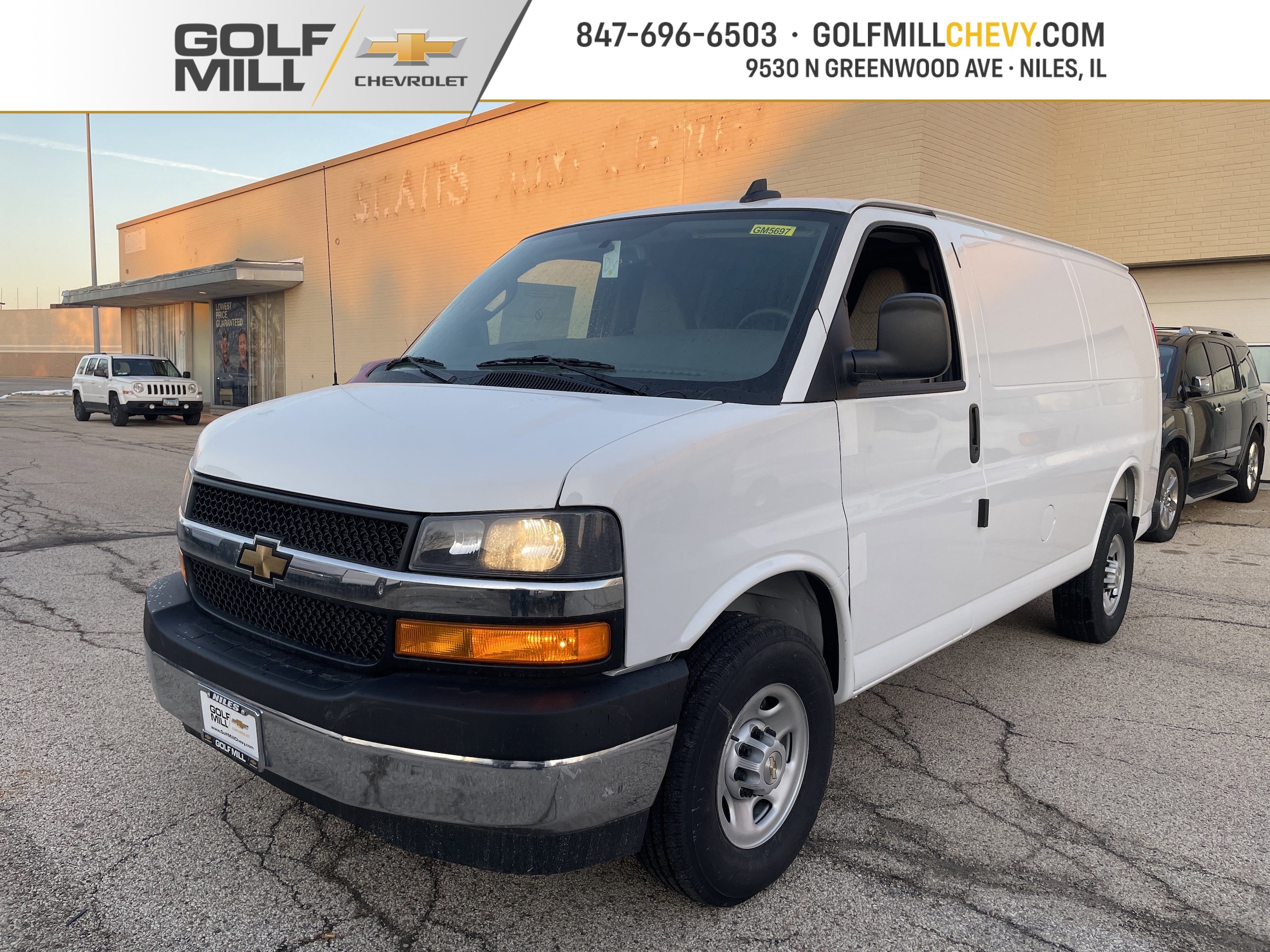 2025 Chevrolet Express Cargo Work Van's photo