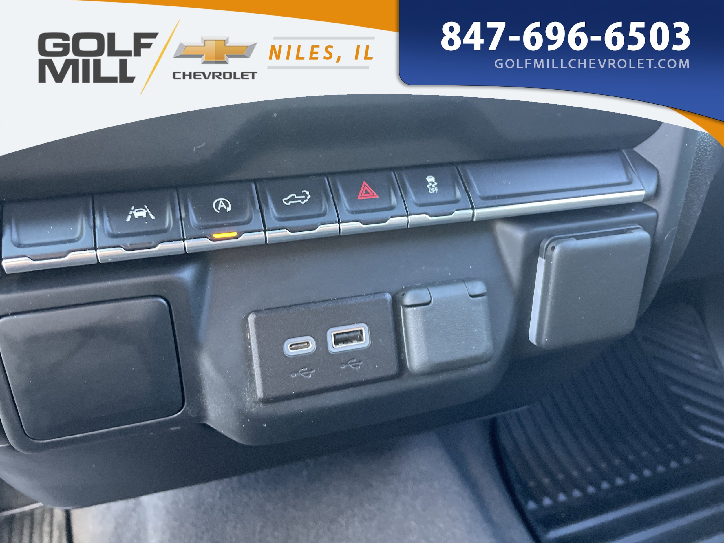 2023 CHEVROLET SILVERADO - Image 24