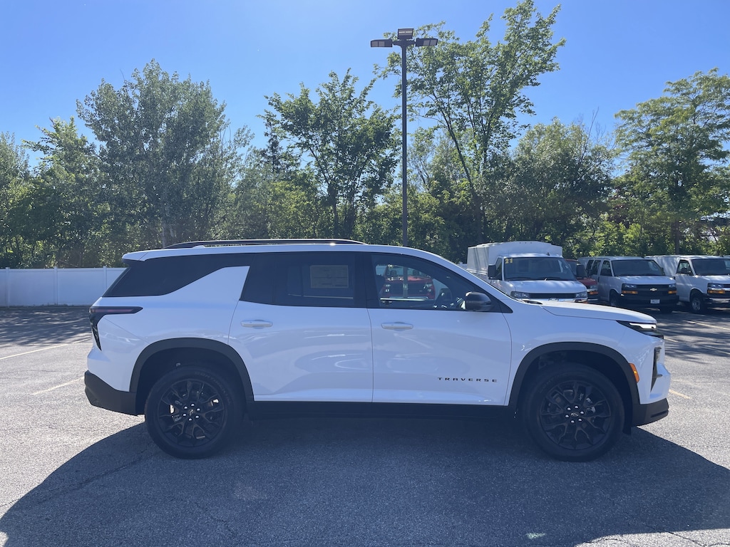 New 2026 Chevrolet Traverse LT SUV
