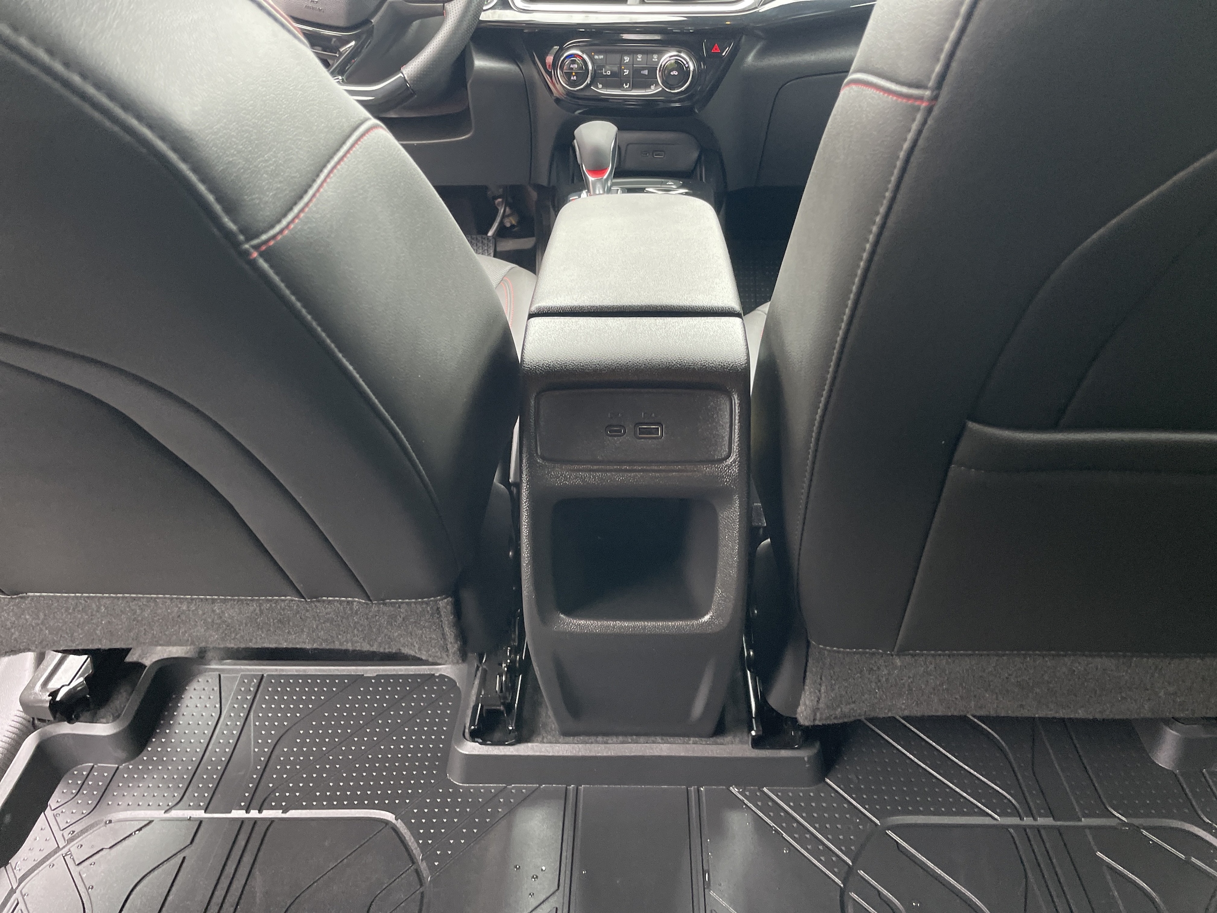 2026 Chevrolet Trax RS - Photo 27