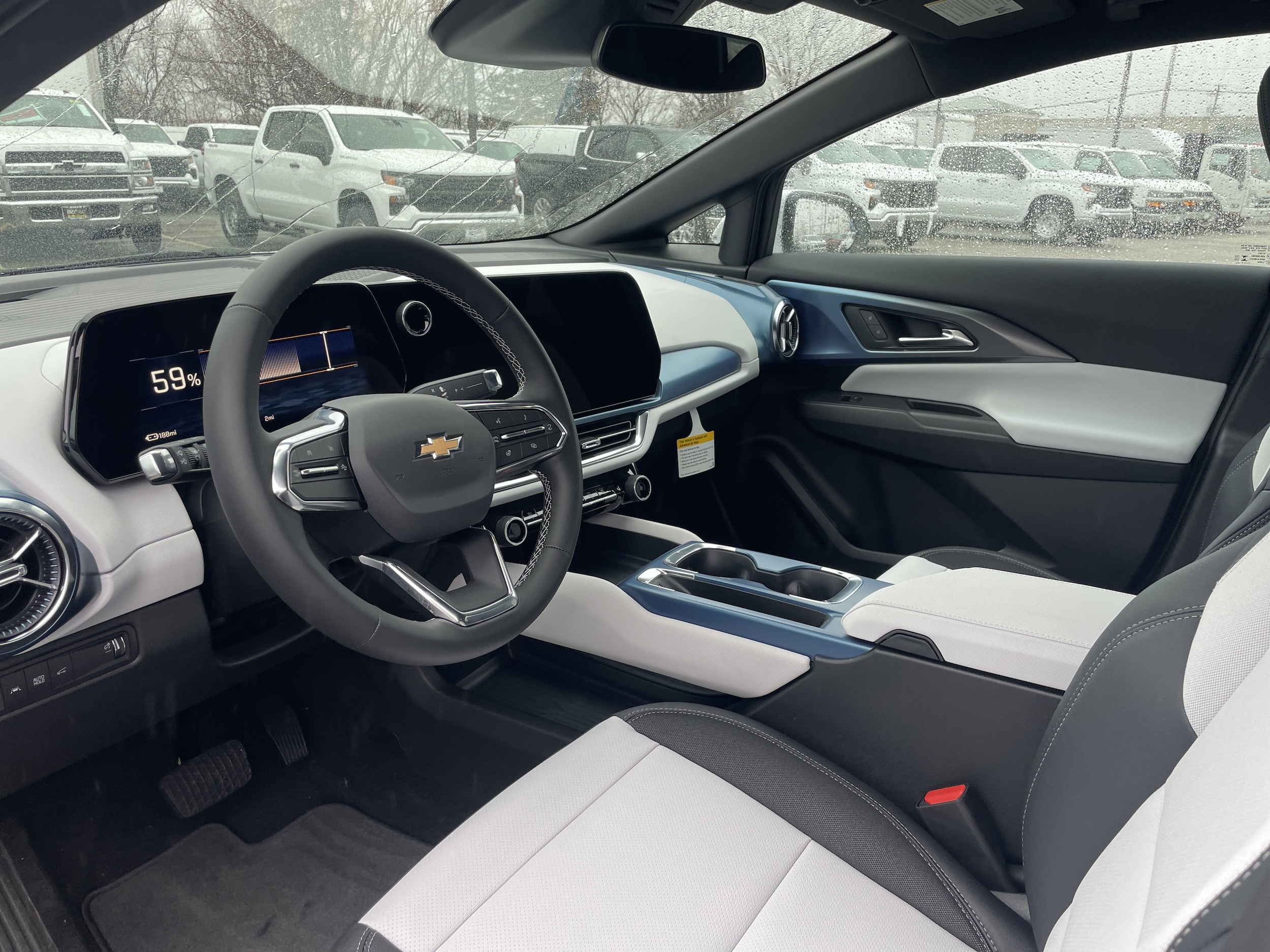 2026 Chevrolet Equinox EV 2LT - Photo 11