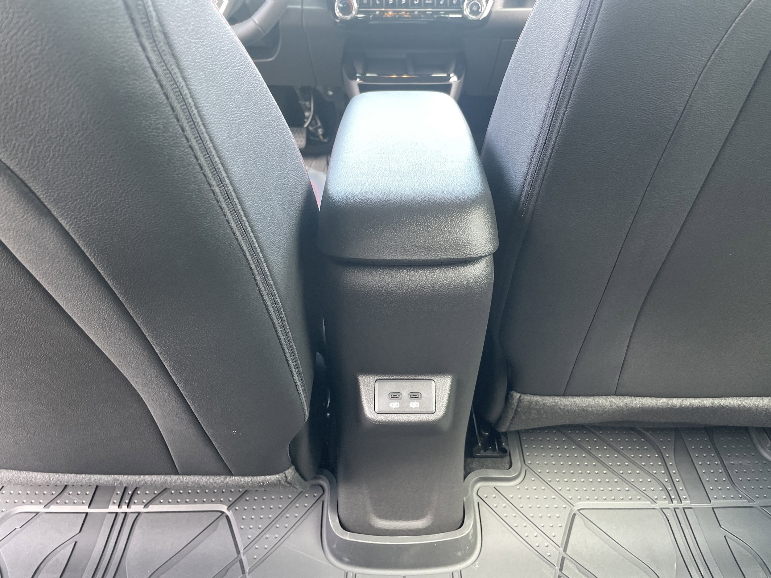 2027 Chevrolet Bolt RS - Photo 27