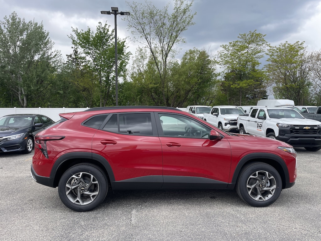 New 2026 Chevrolet Trax LT SUV