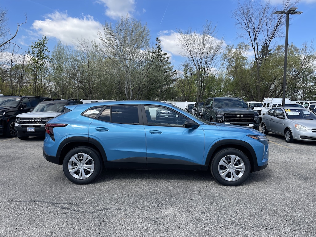 New 2026 Chevrolet Trax LS SUV