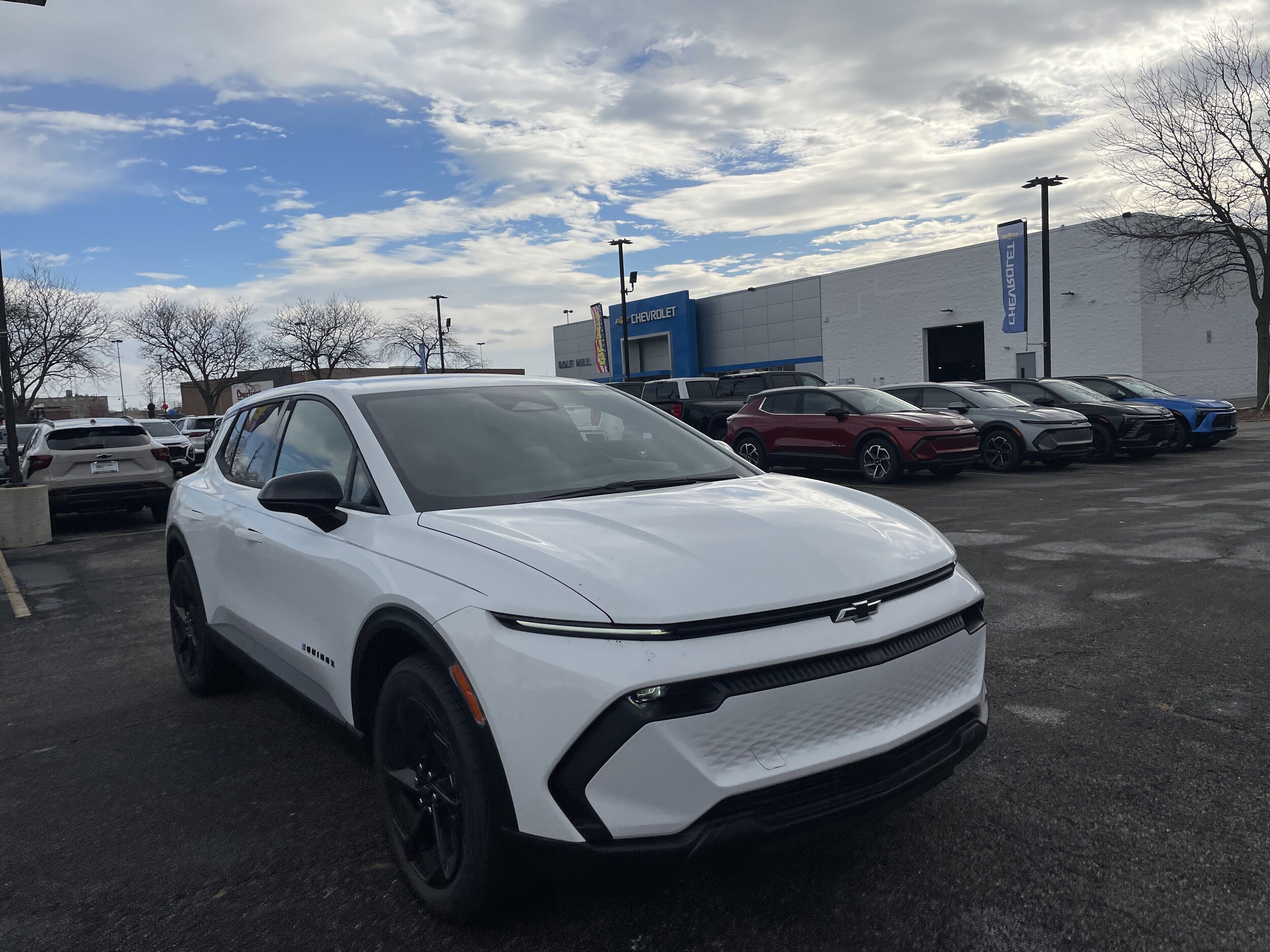 2026 Chevrolet Equinox EV 1LT photo 3