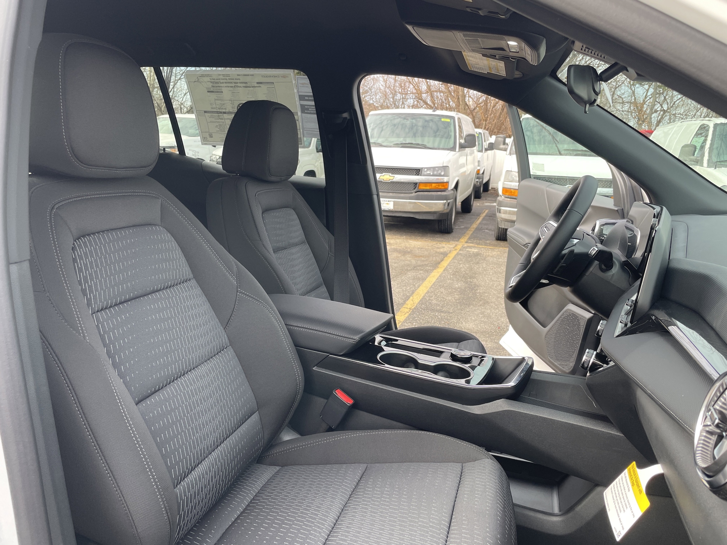 2026 Chevrolet Equinox LT - Photo 31