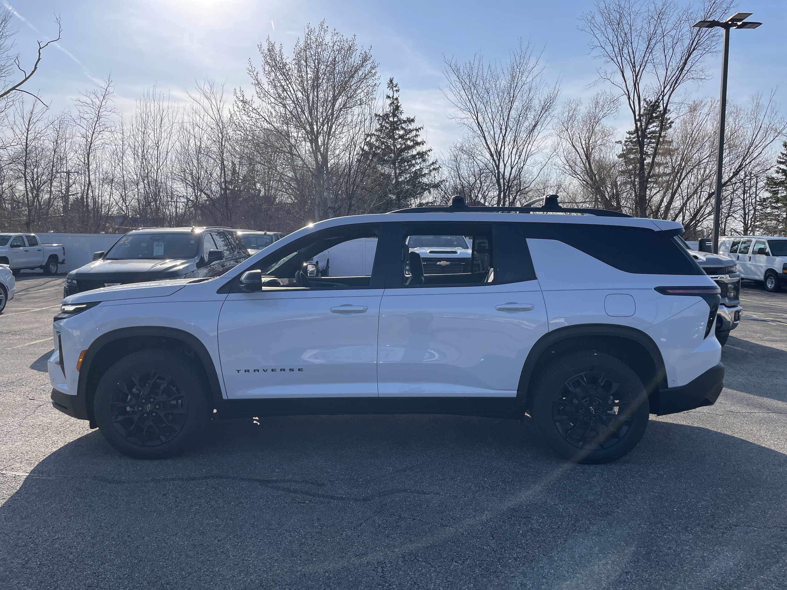 2026 Chevrolet Traverse LT - Photo 8