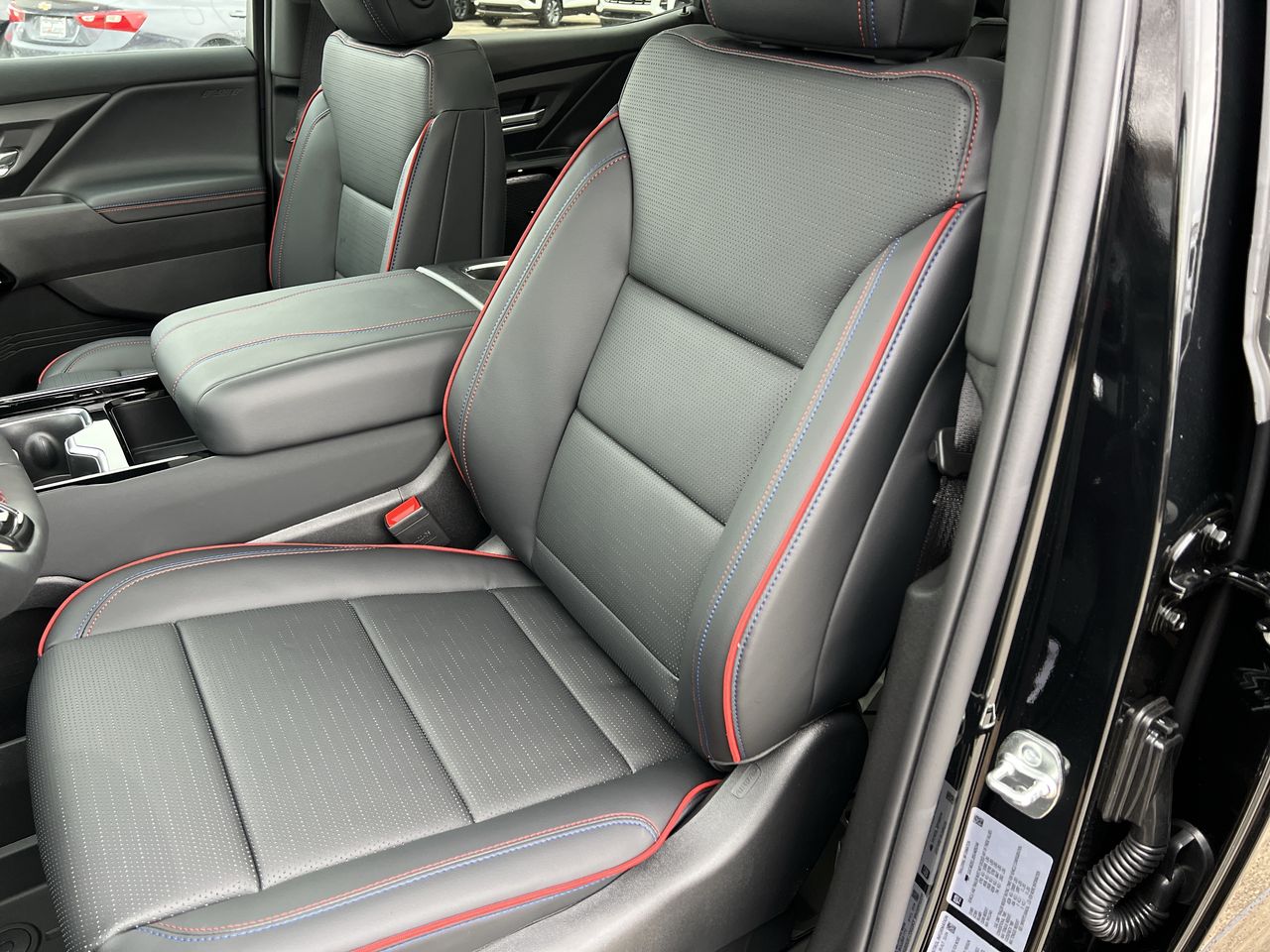 2025 Chevrolet Silverado EV RST - Photo 54