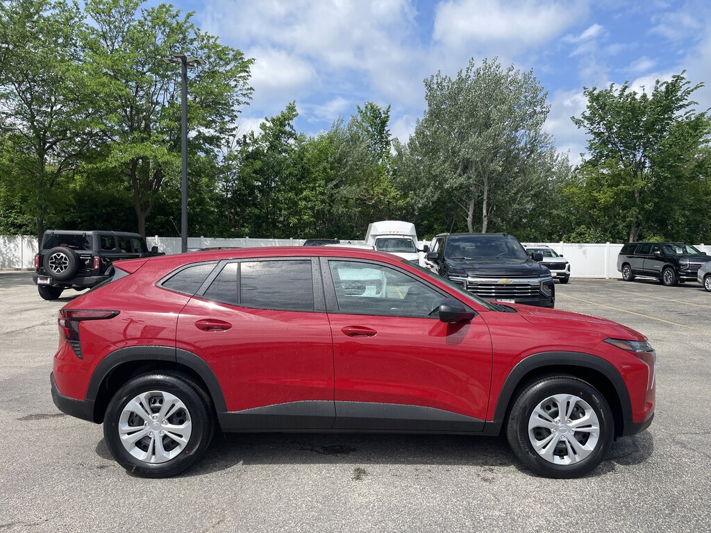 New 2026 Chevrolet Trax LS SUV