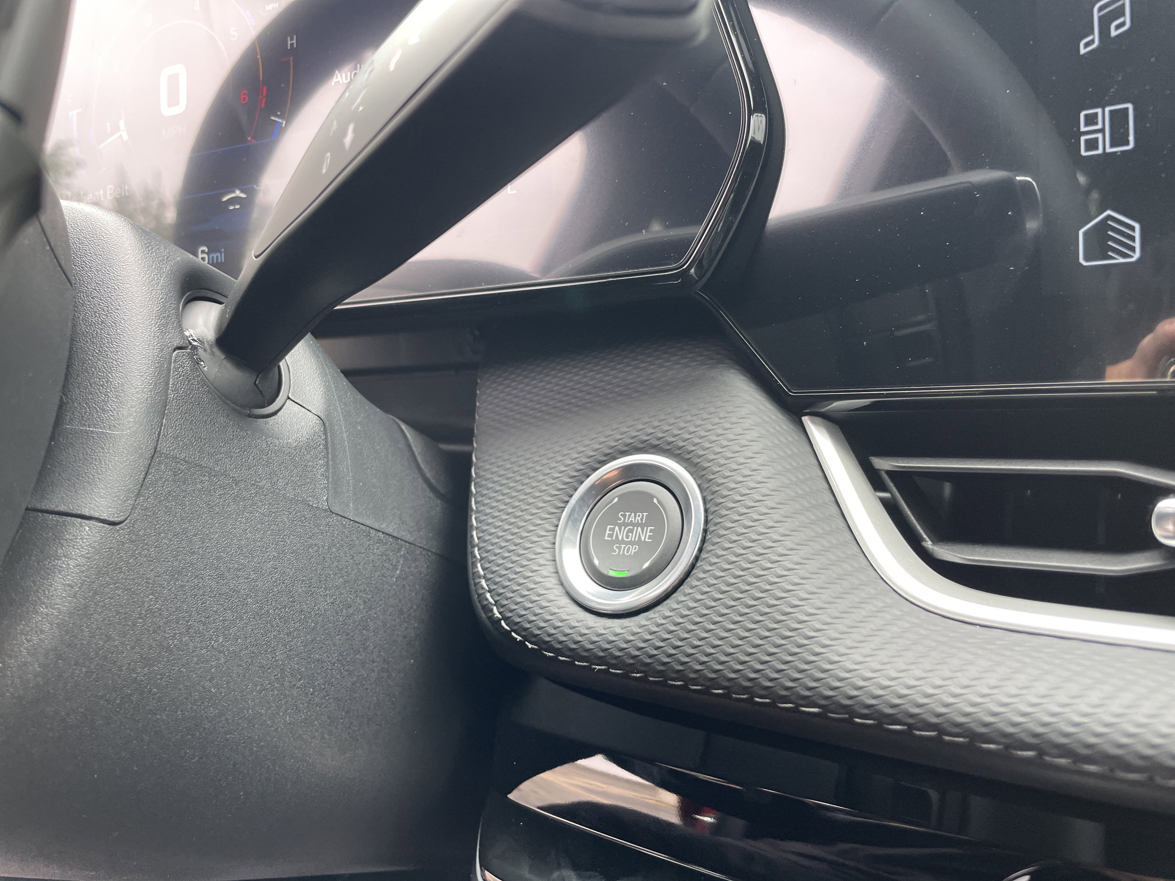 2026 Chevrolet Equinox LT - Photo 19