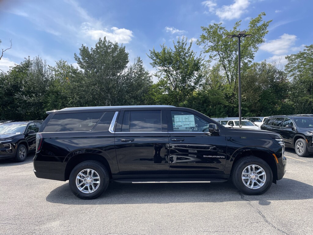 New 2026 Chevrolet Suburban LT SUV
