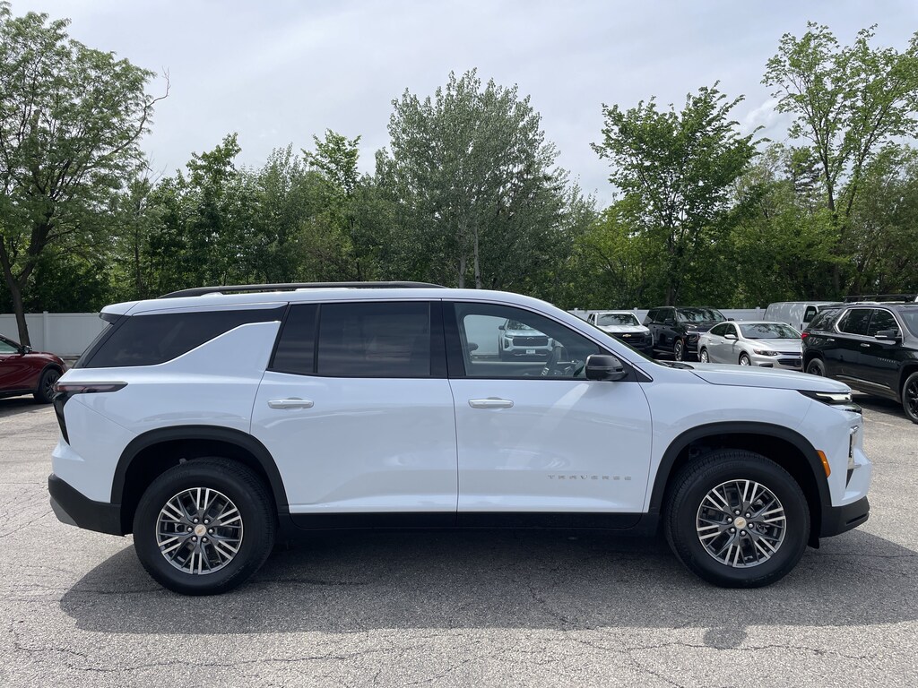 New 2026 Chevrolet Traverse LT SUV