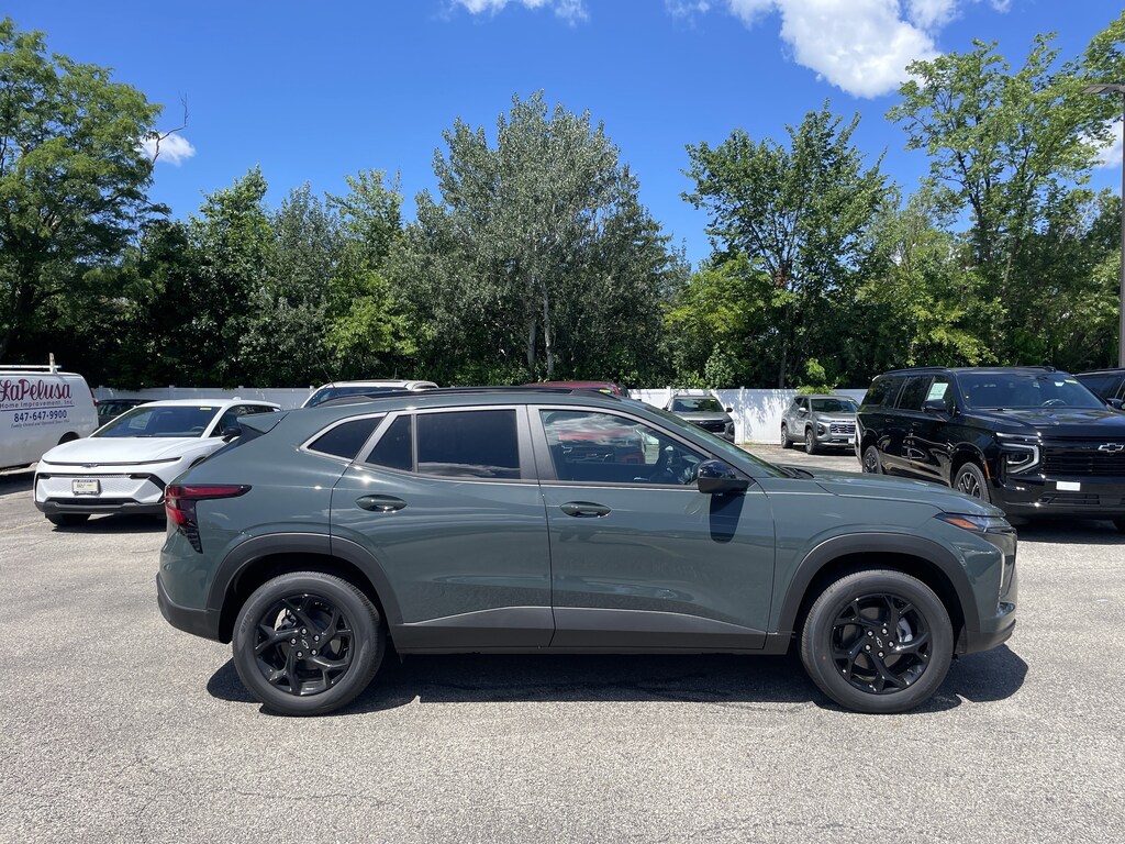 New 2026 Chevrolet Trax LT SUV