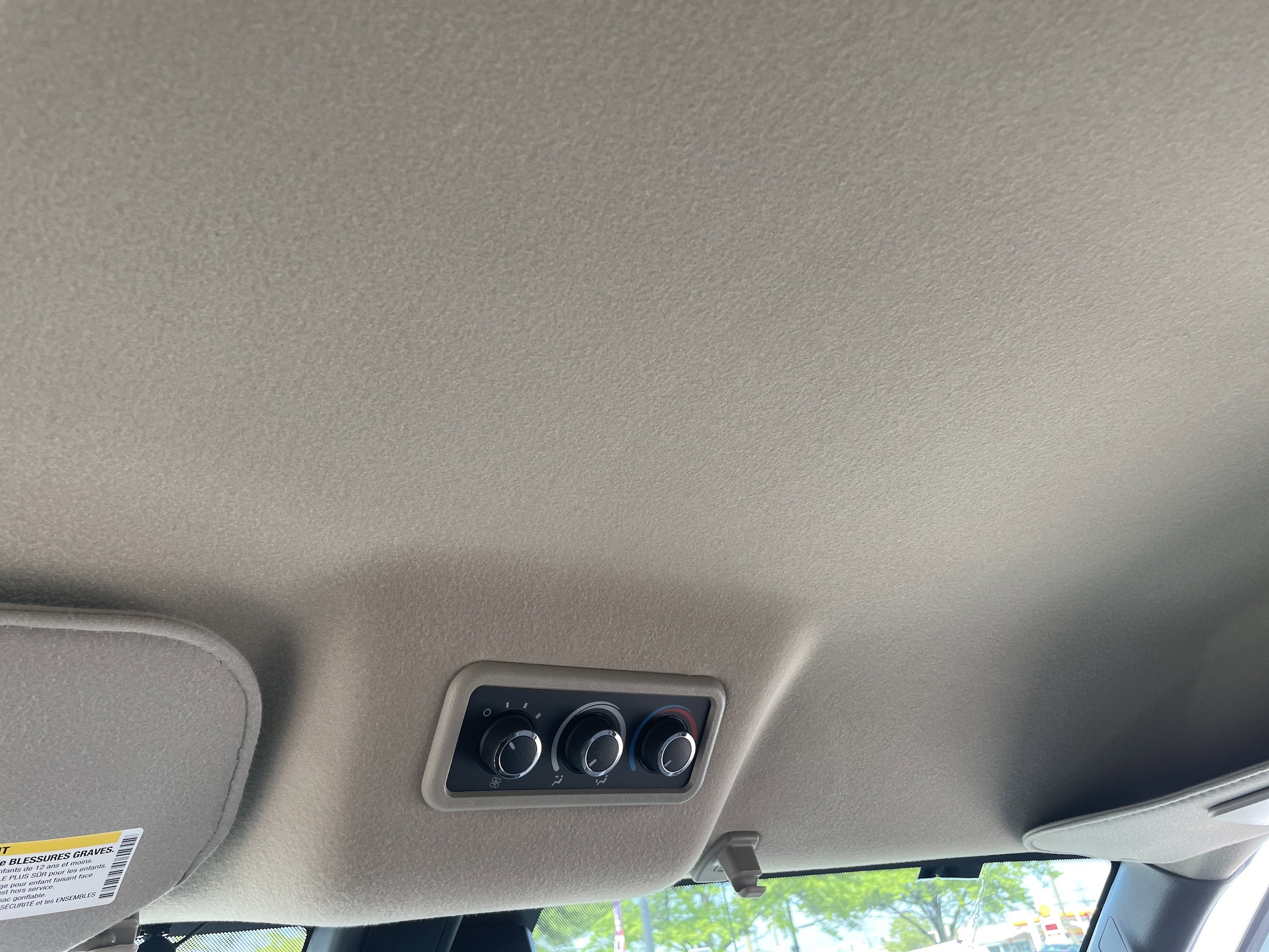 2026 Chevrolet Express Passenger LT - Photo 27