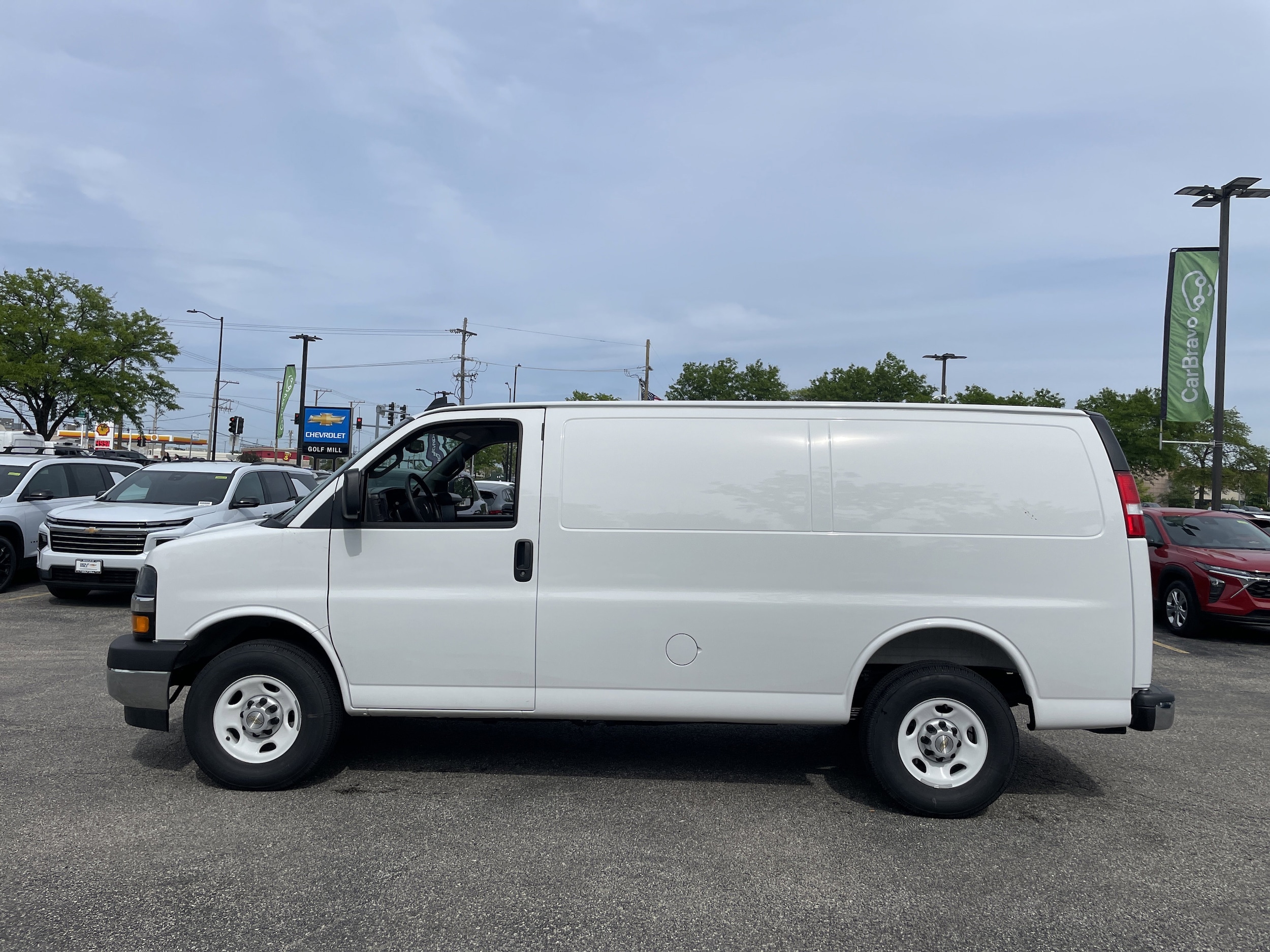 2025 Chevrolet Express Cargo Work Van - Photo 8