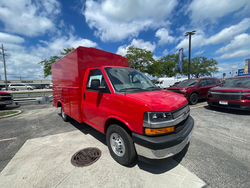 New 2025 Chevrolet Express Cutaway 3500 1WT Cutaway Van