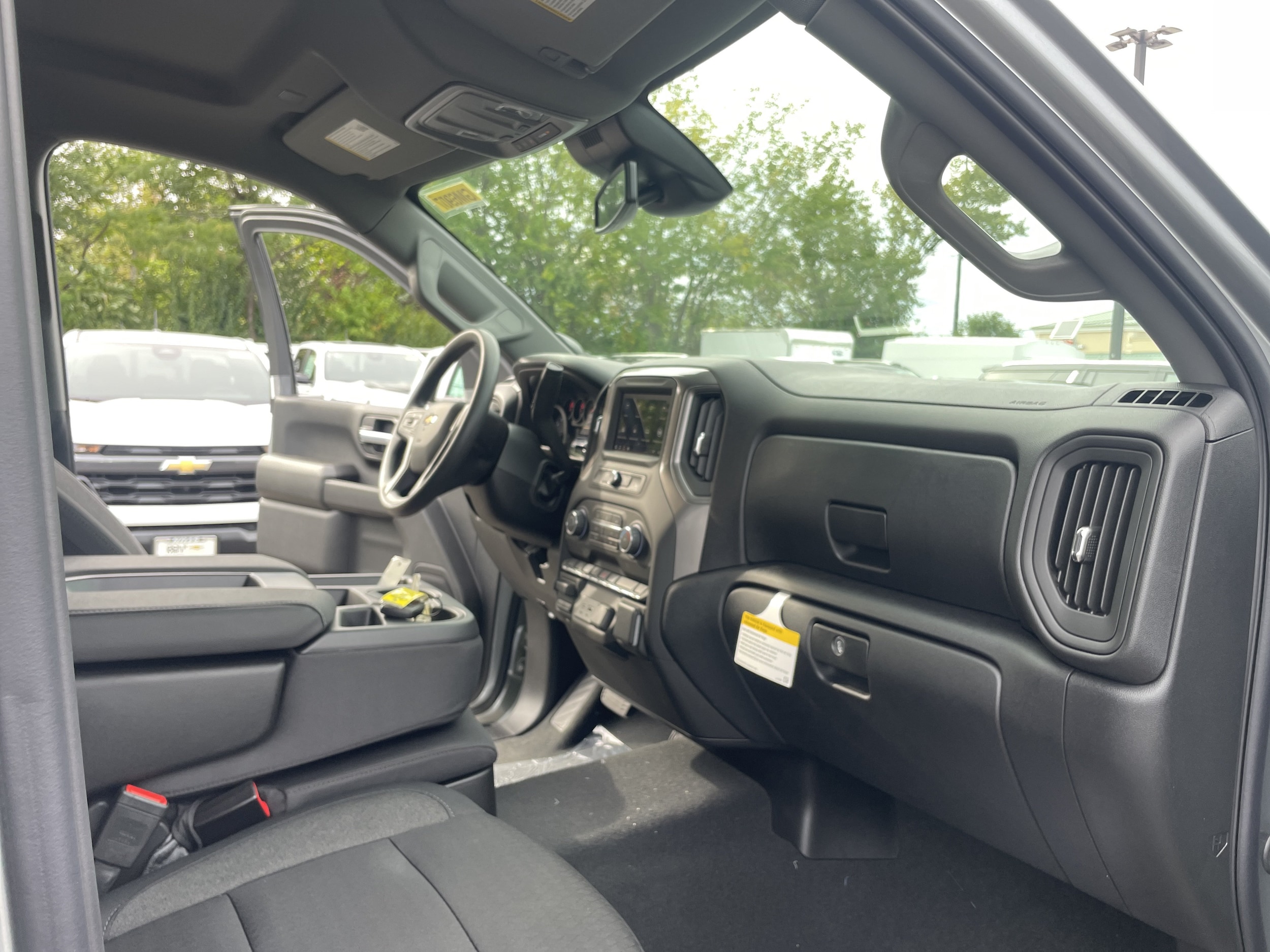 2026 Chevrolet Silverado 2500 HD Custom - Photo 29