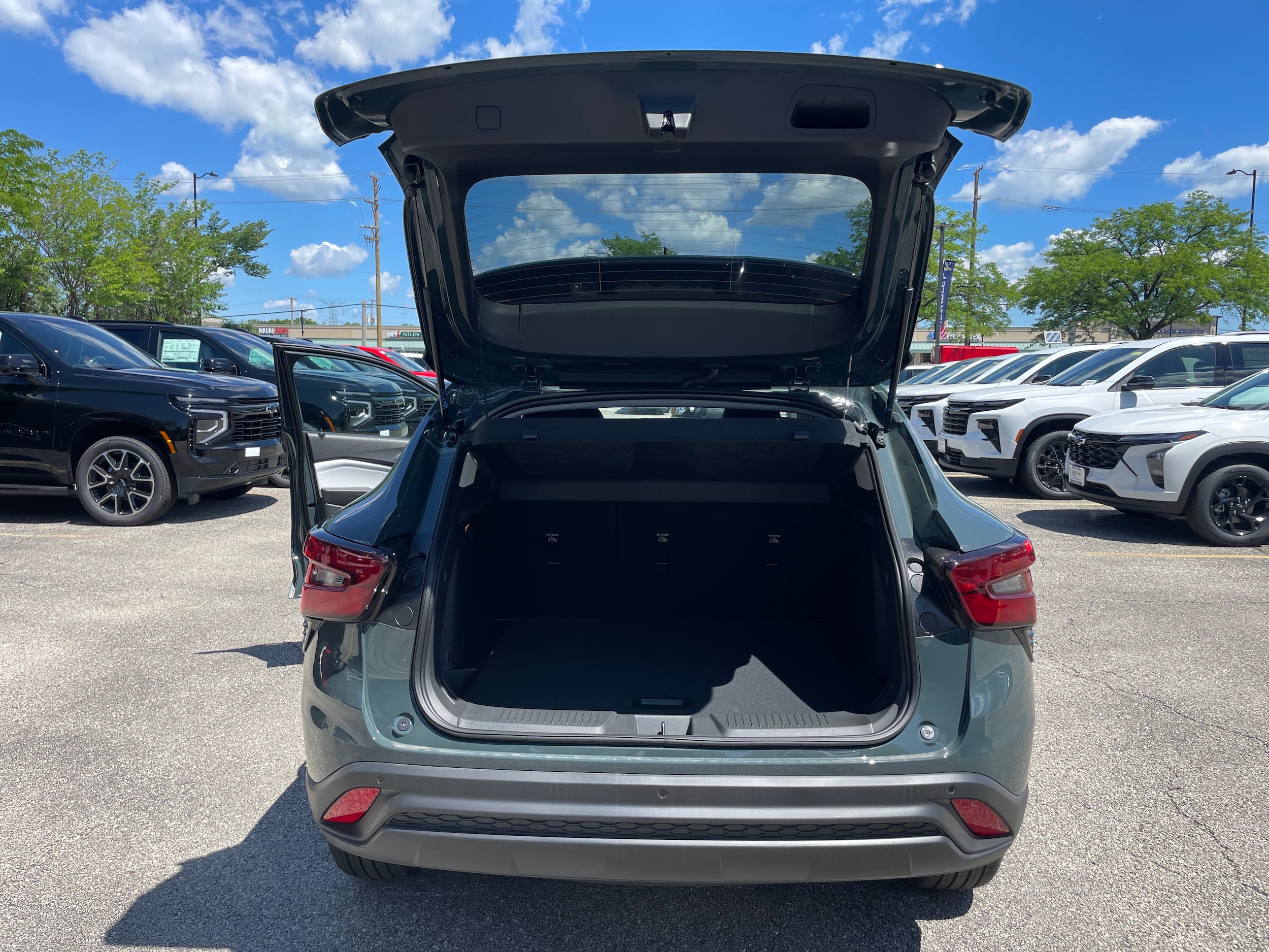 2026 Chevrolet Trax LT - Photo 10