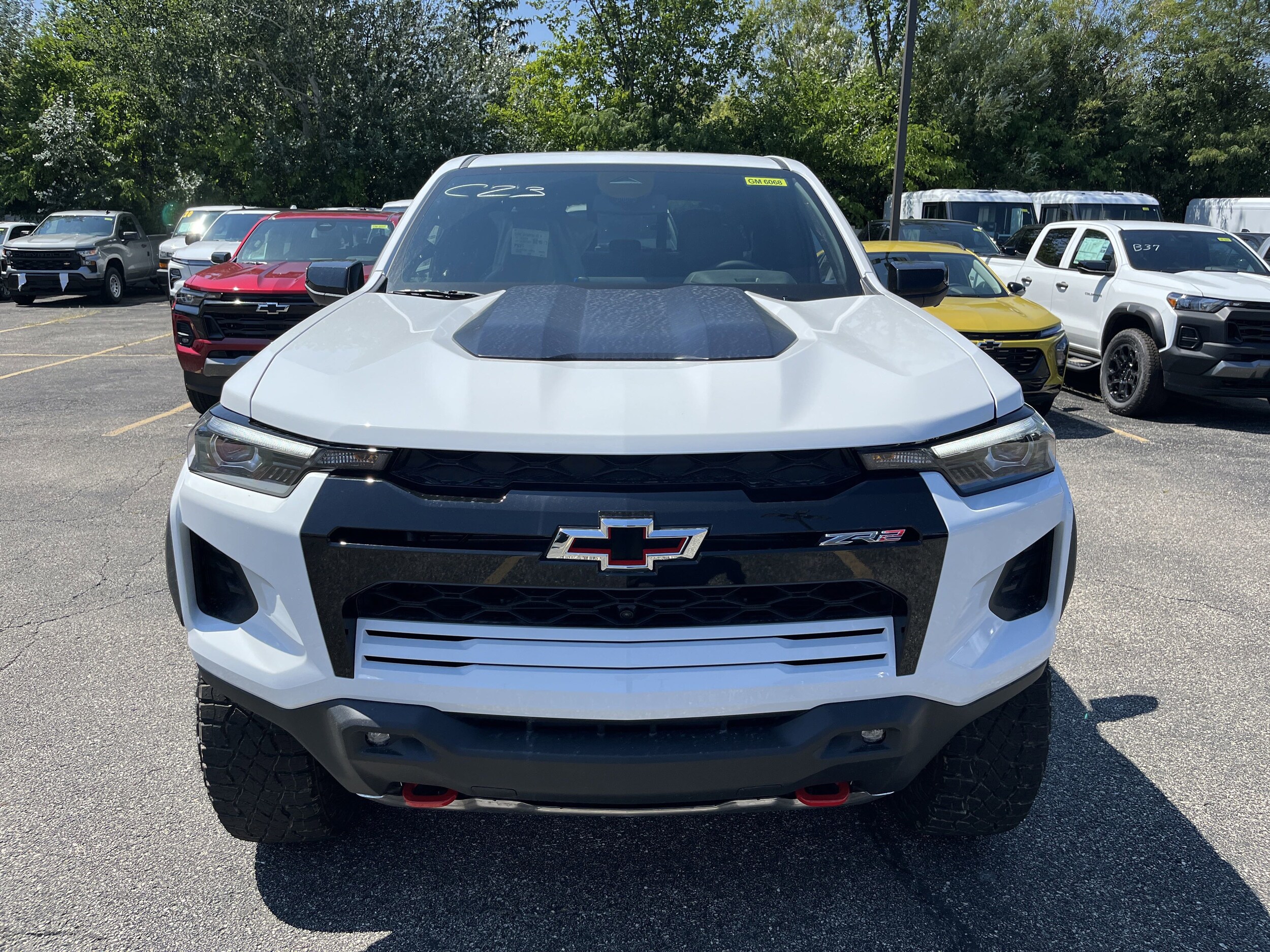 2026 Chevrolet Colorado ZR2 photo 2