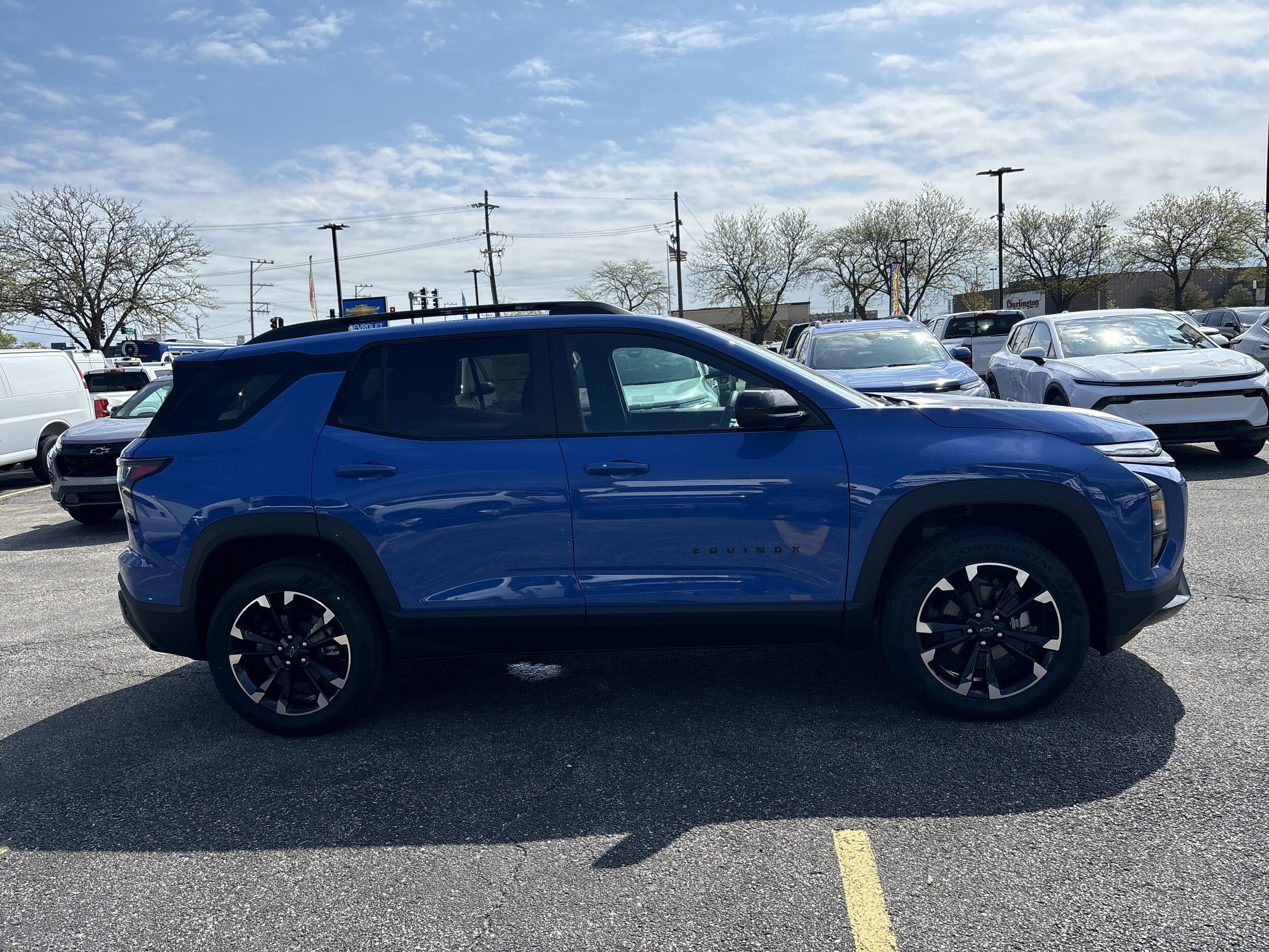 2025 Chevrolet Equinox RS photo 4