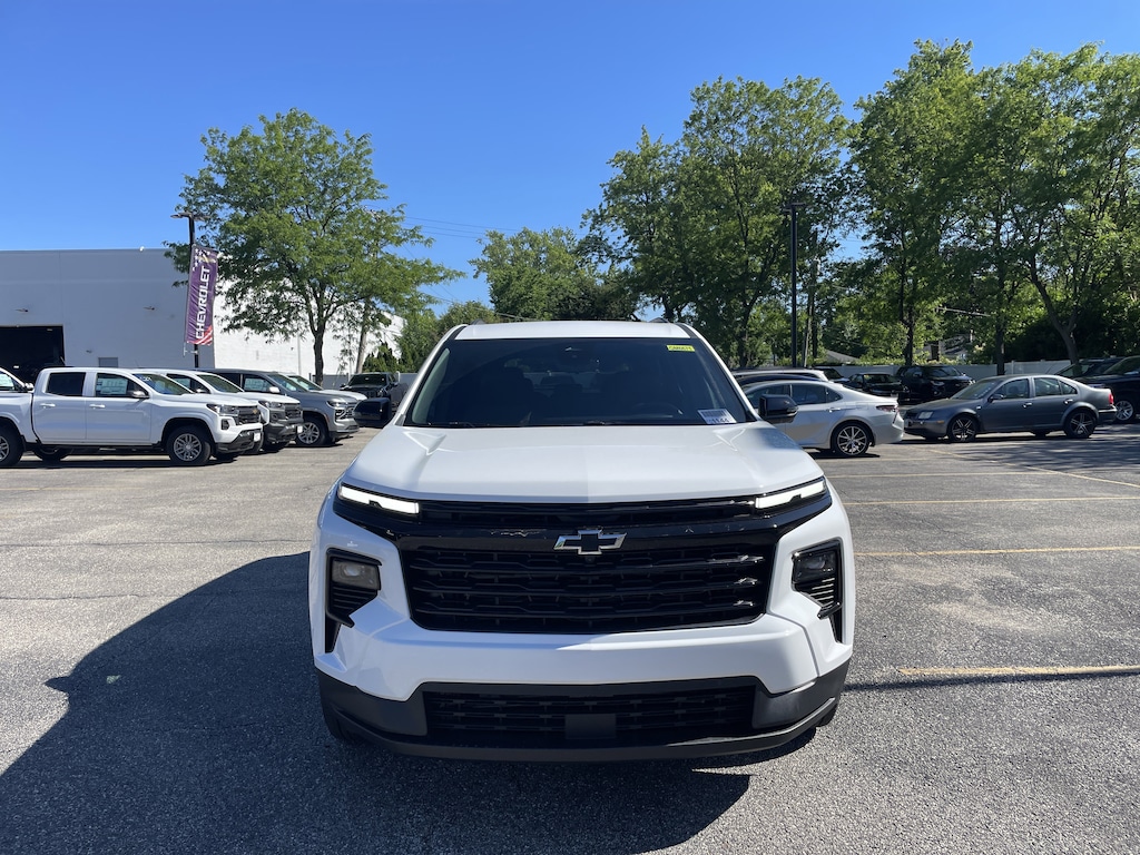 New 2026 Chevrolet Traverse LT SUV